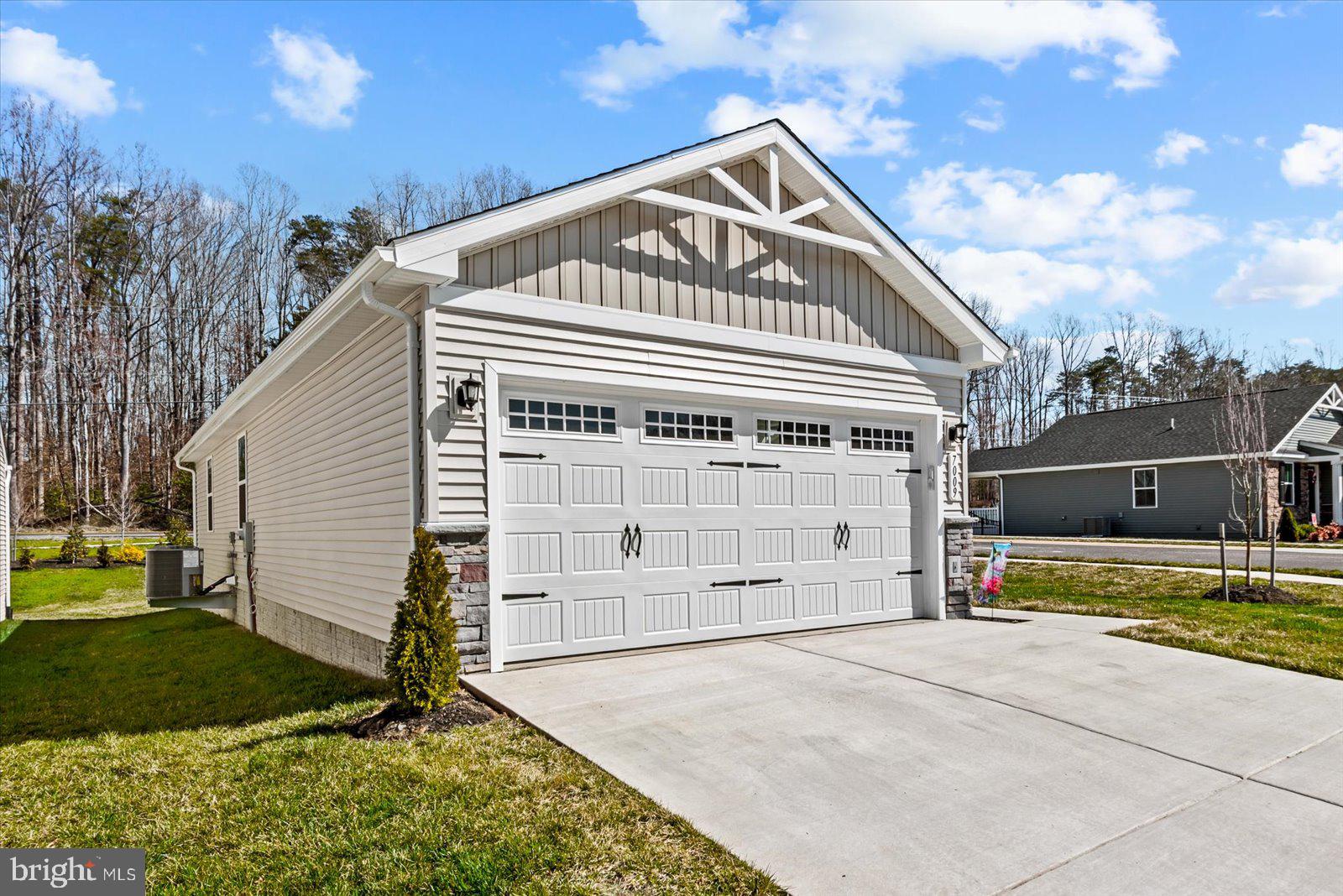 REGENCY AT CHANCELLORSVILLE NORTH - Residential