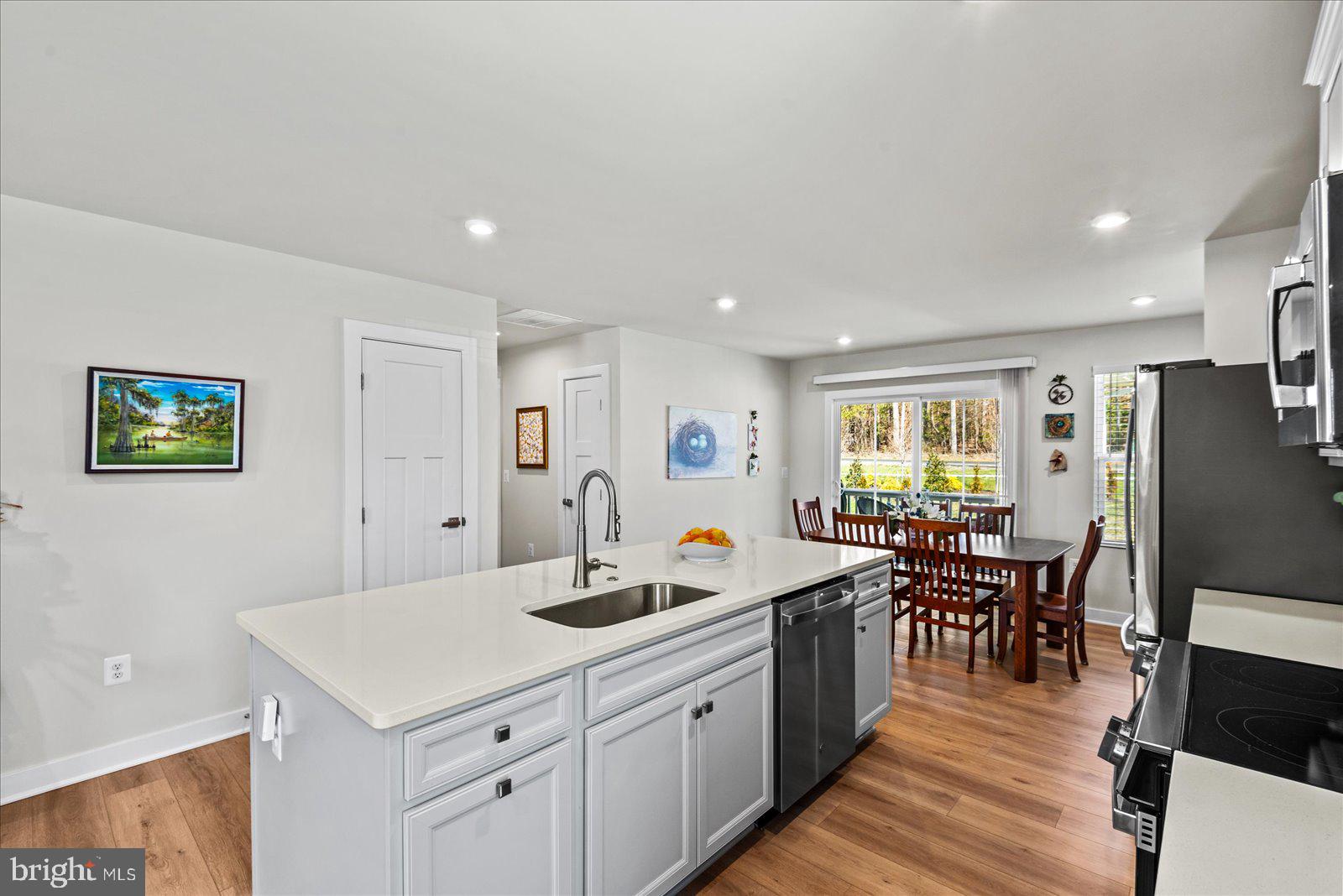 REGENCY AT CHANCELLORSVILLE NORTH - Residential