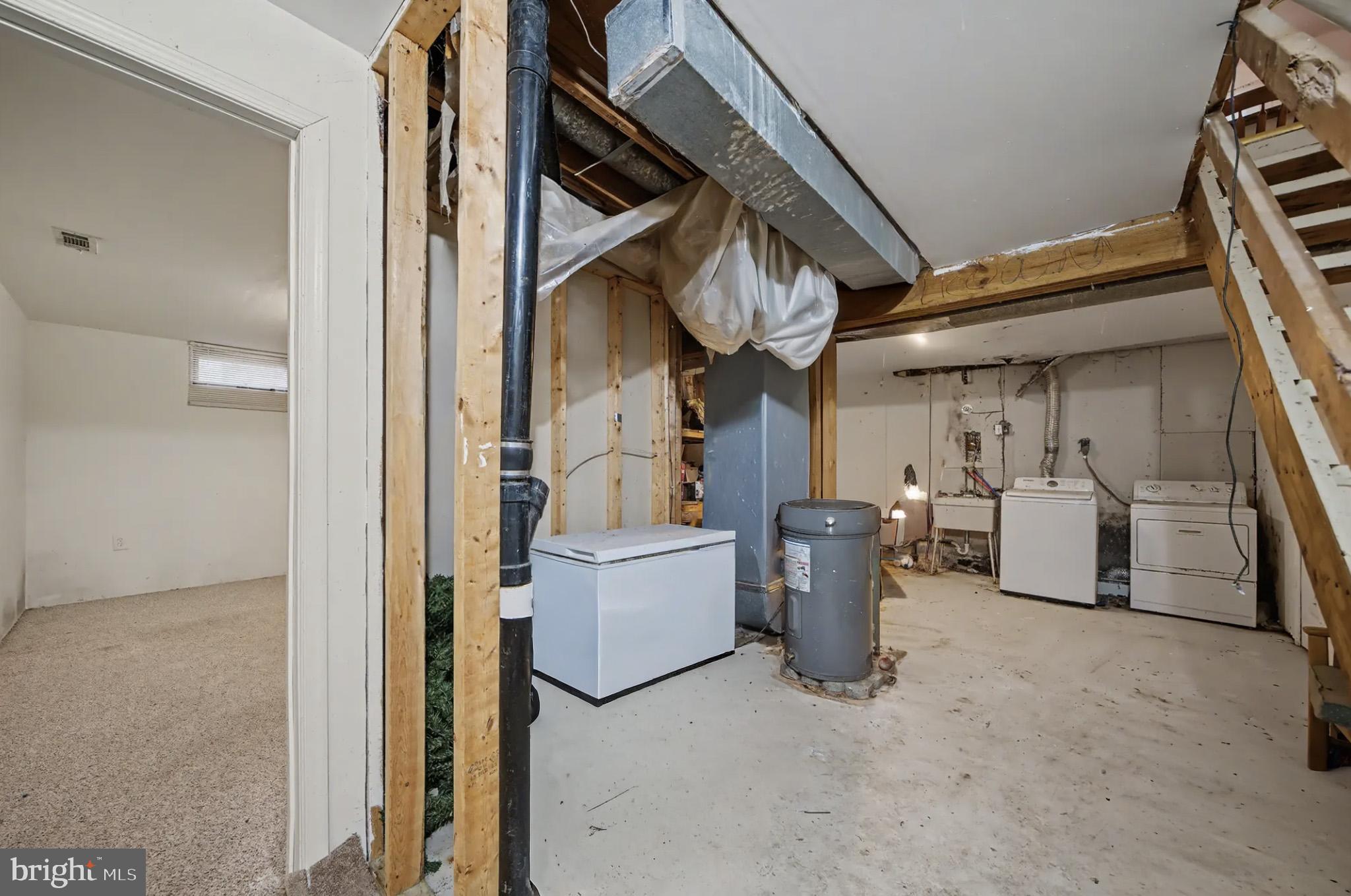 AMBER MEADOWS - Residential