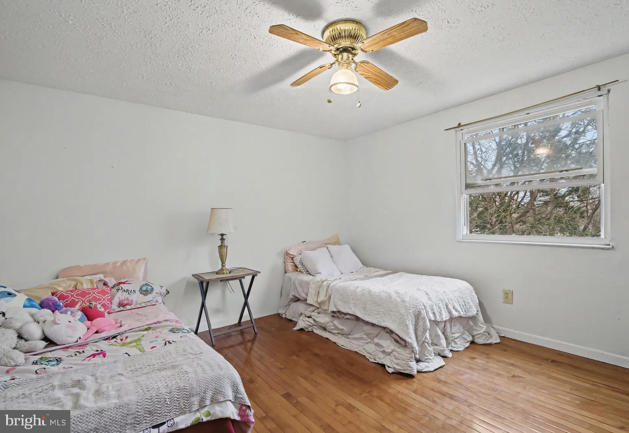 AMBER MEADOWS - Residential