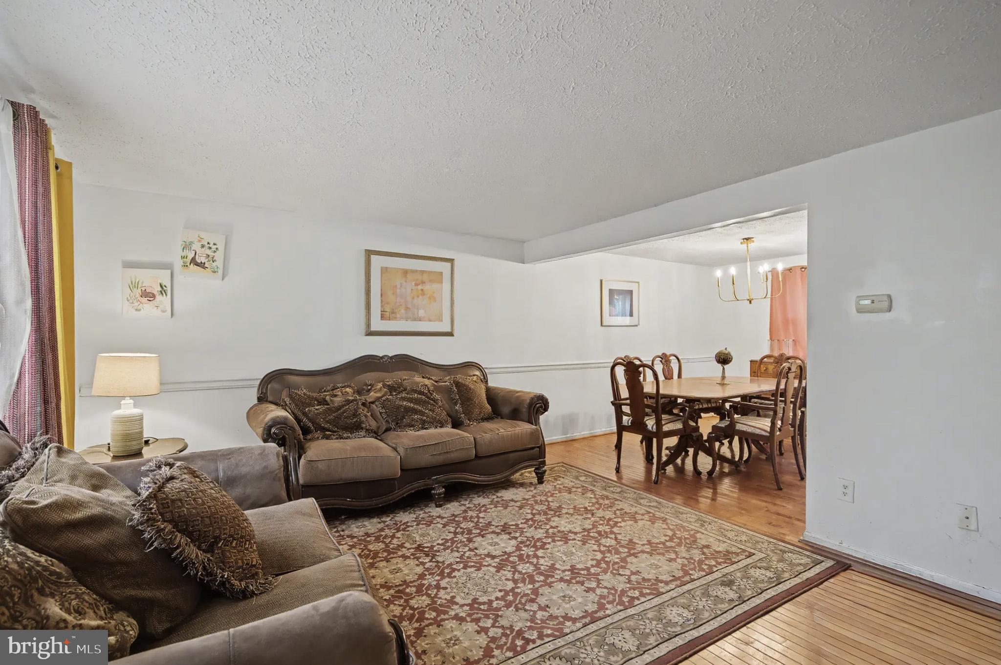 AMBER MEADOWS - Residential