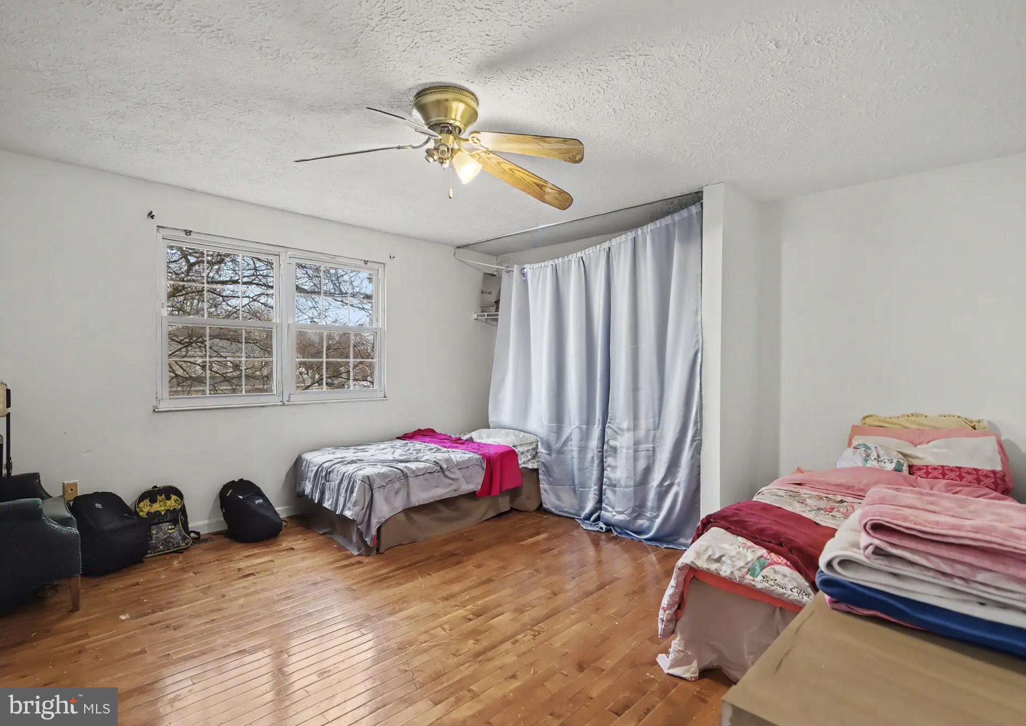 AMBER MEADOWS - Residential