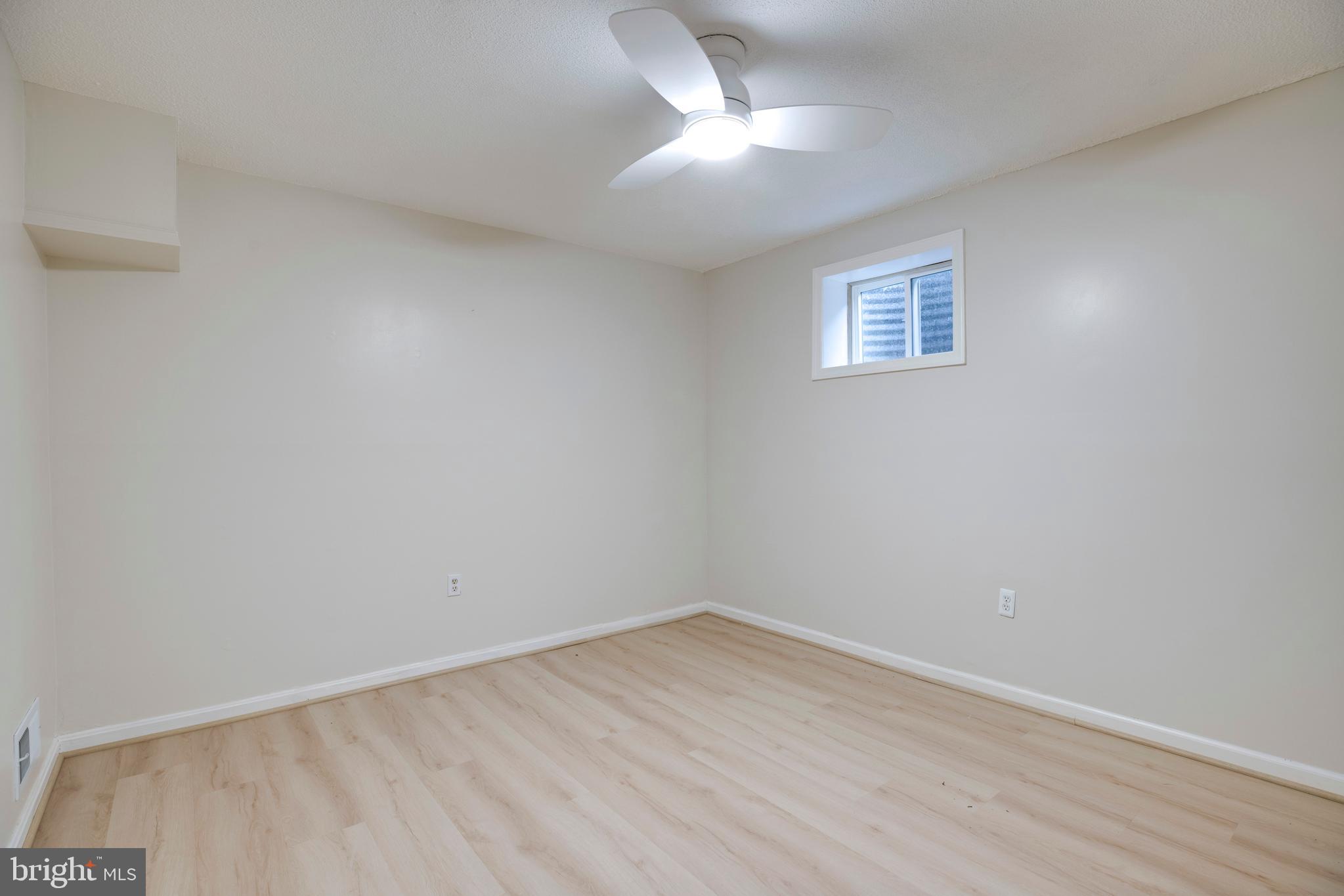 HALLCREST HEIGHTS - Residential Lease