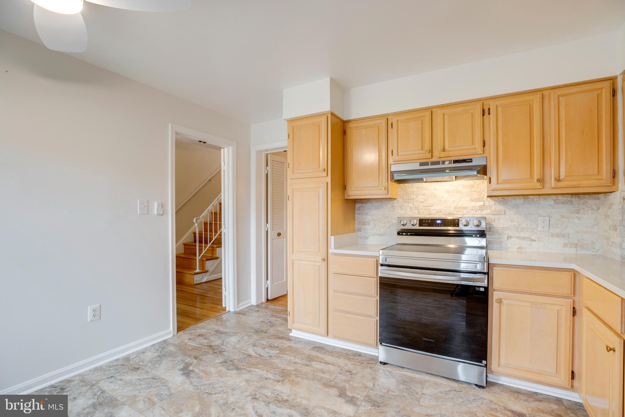 HALLCREST HEIGHTS - Residential Lease