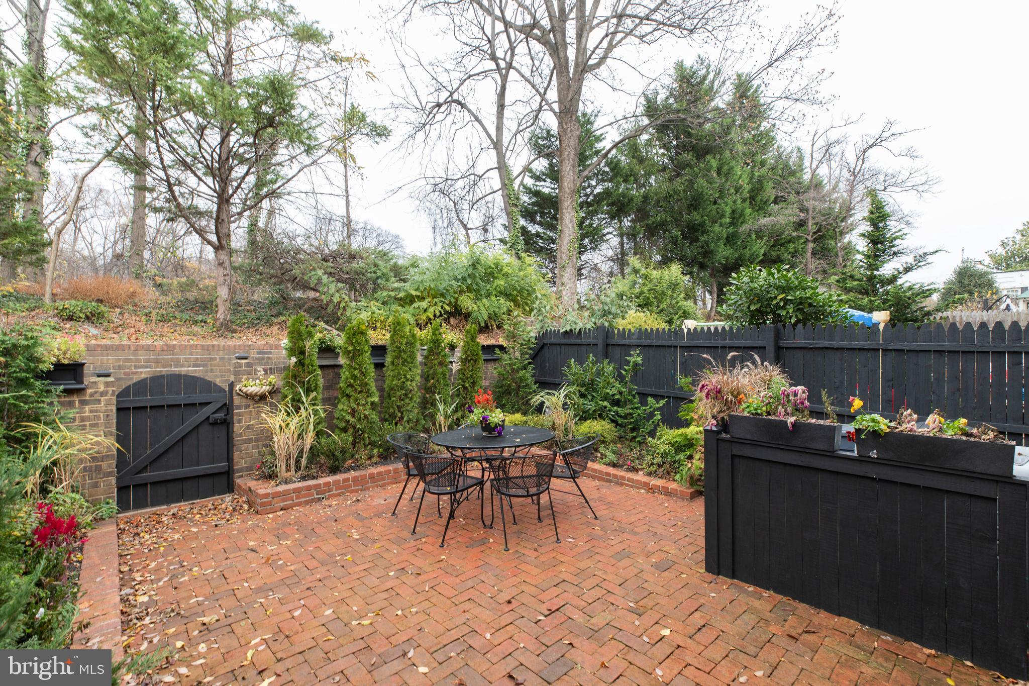 HALLCREST HEIGHTS - Residential Lease