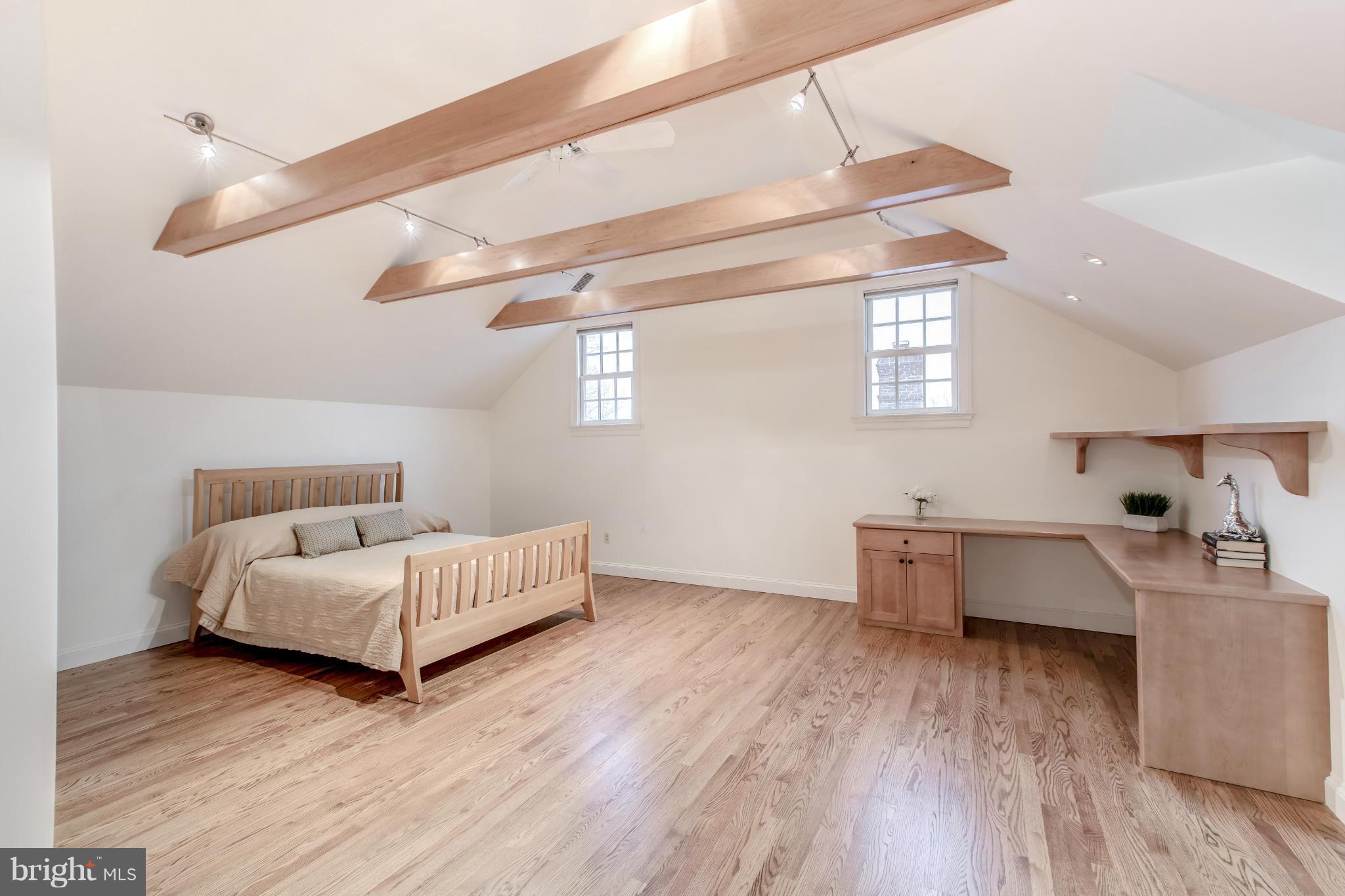 KENWOOD - Residential