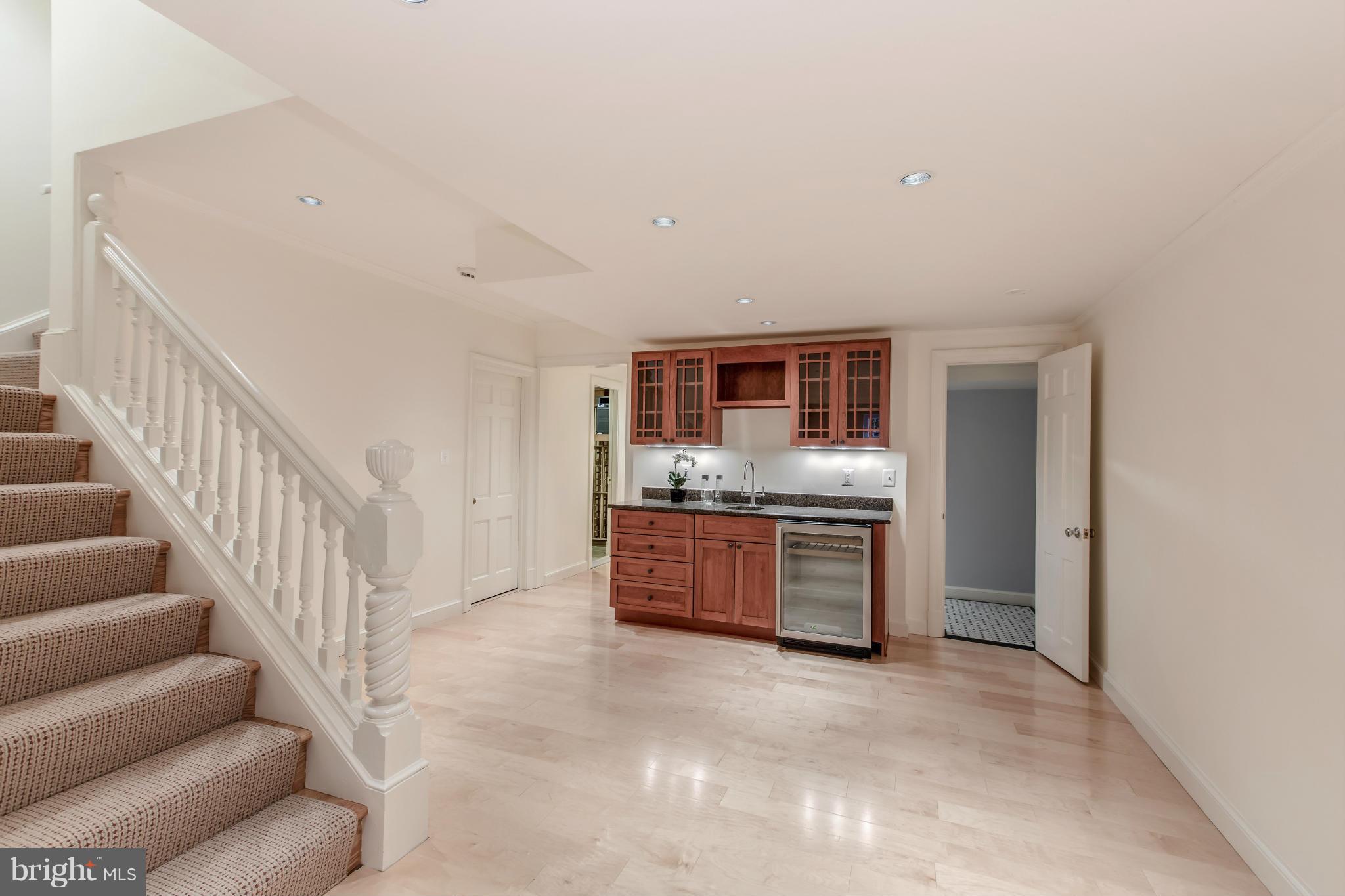 KENWOOD - Residential