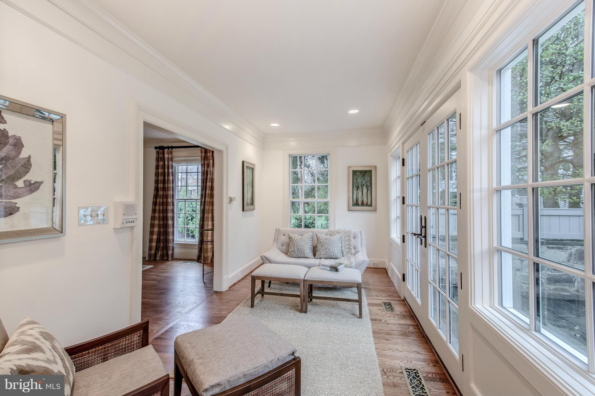 KENWOOD - Residential