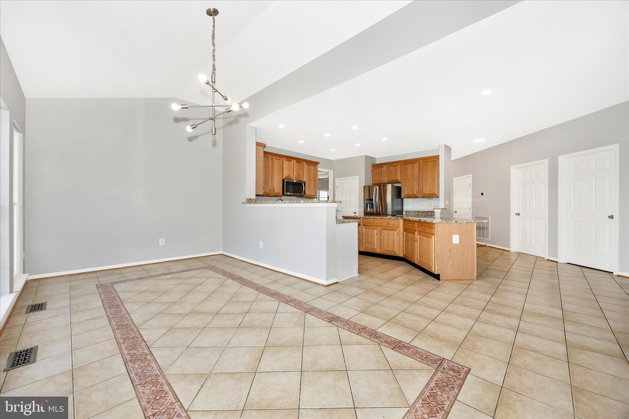 WELLINGTON TRACE - Residential