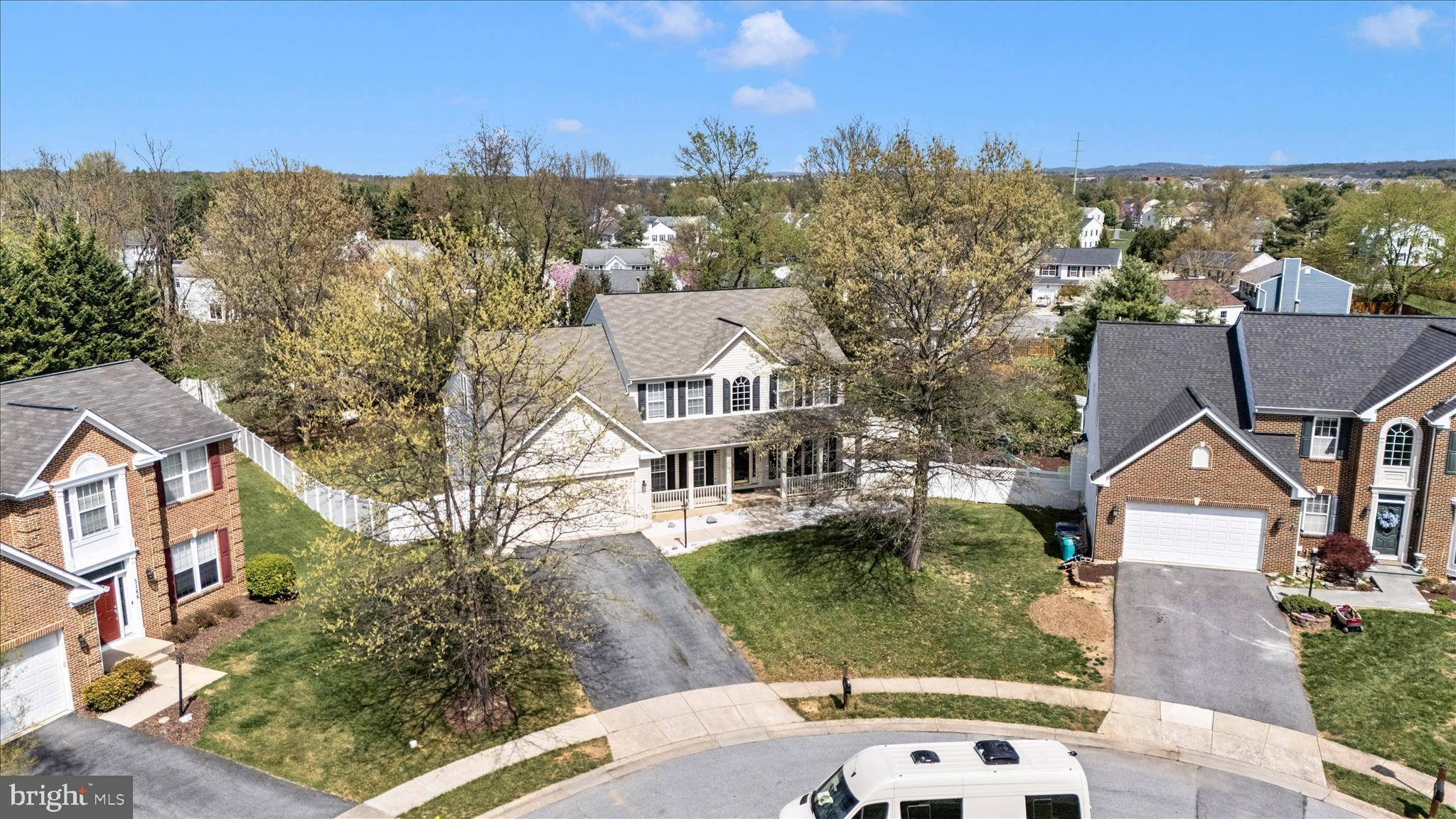 WELLINGTON TRACE - Residential