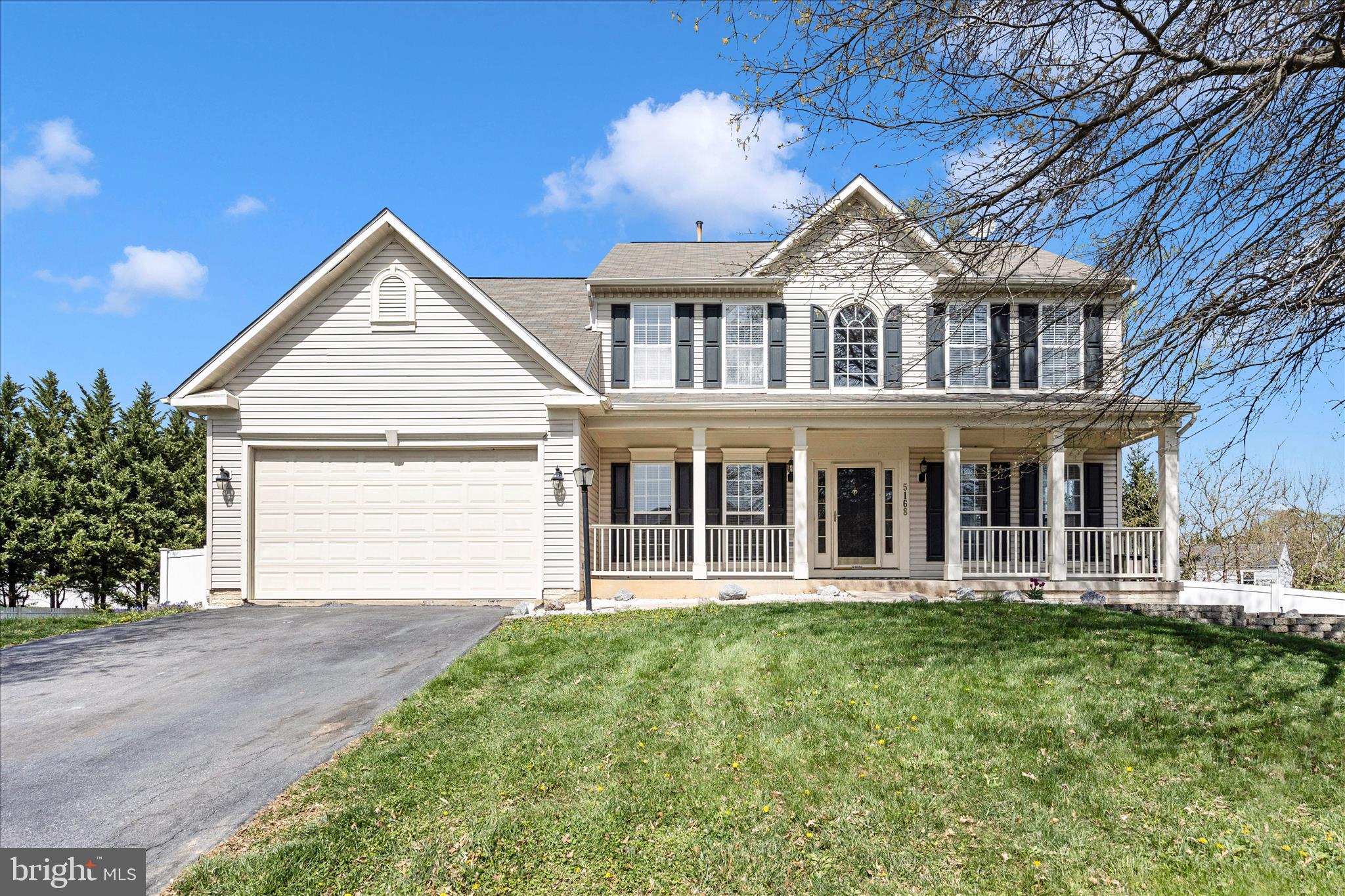 WELLINGTON TRACE - Residential