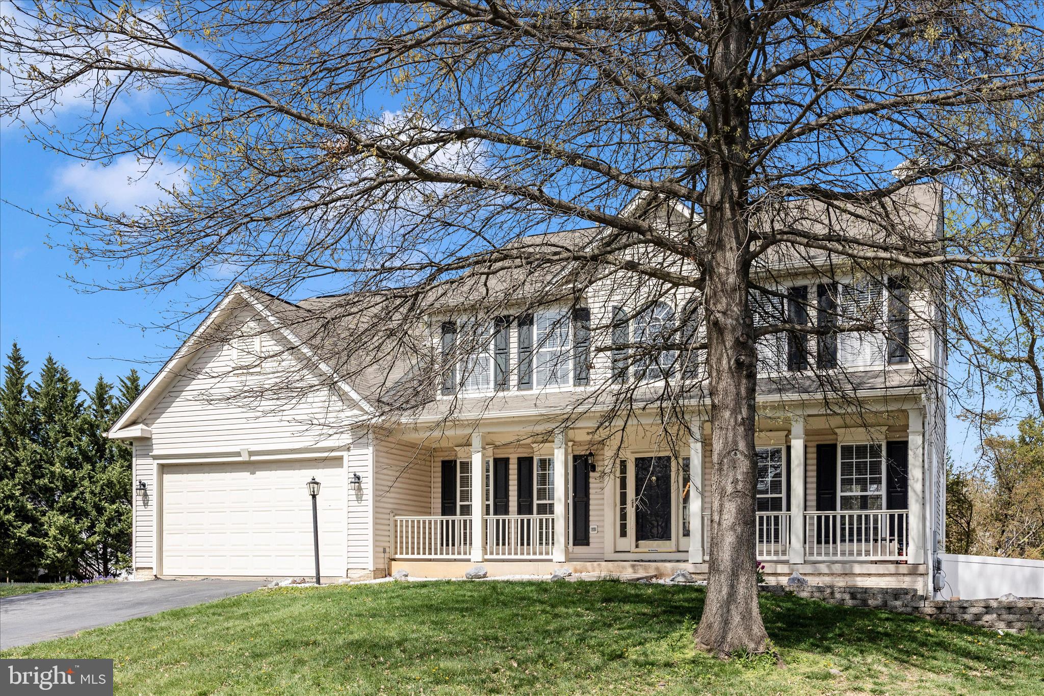 WELLINGTON TRACE - Residential