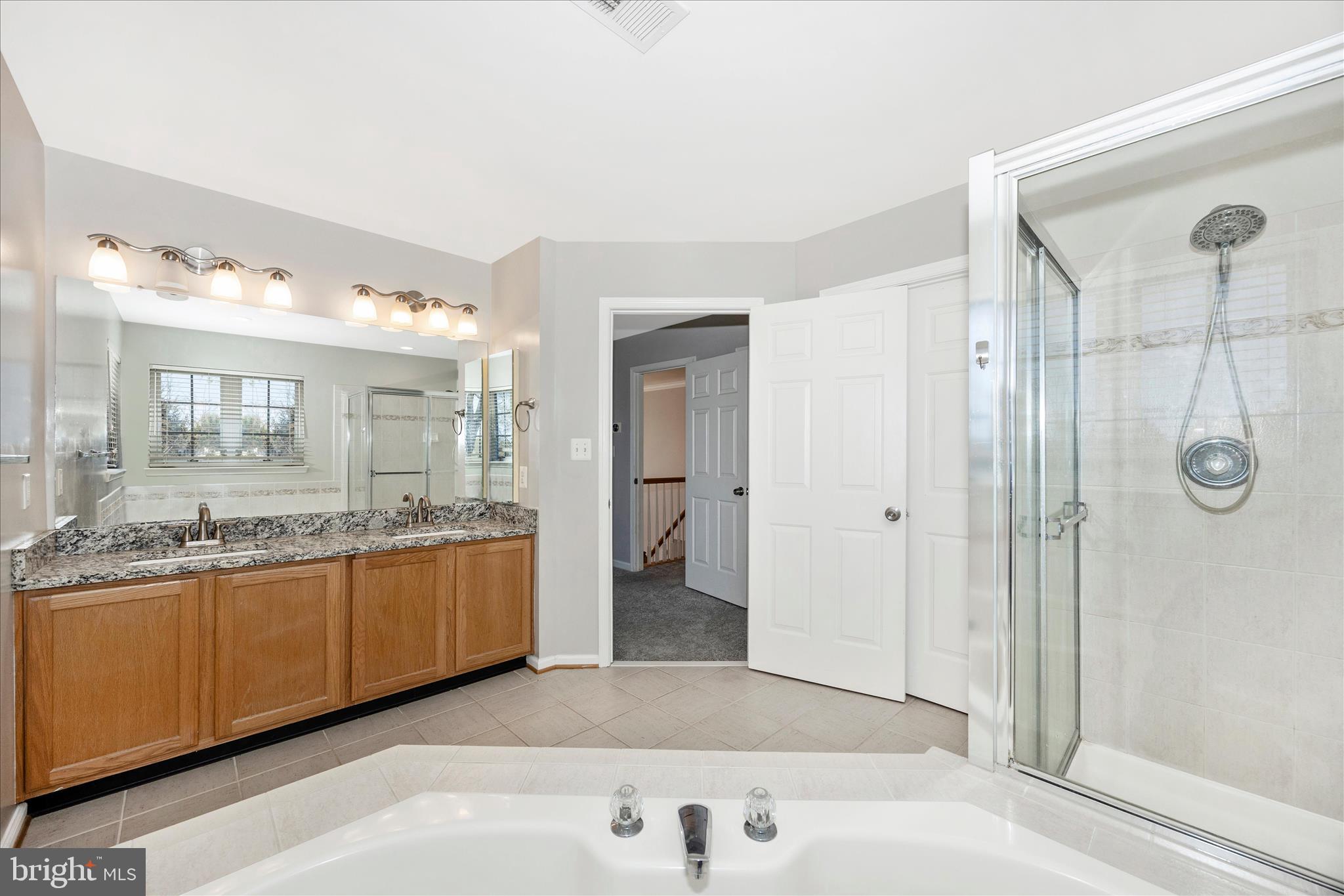 WELLINGTON TRACE - Residential