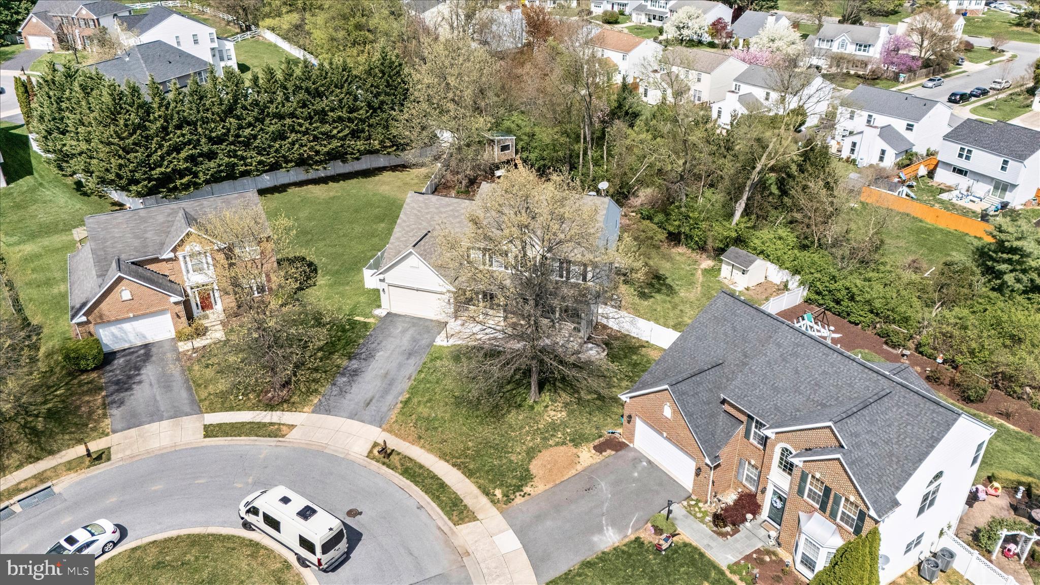 WELLINGTON TRACE - Residential