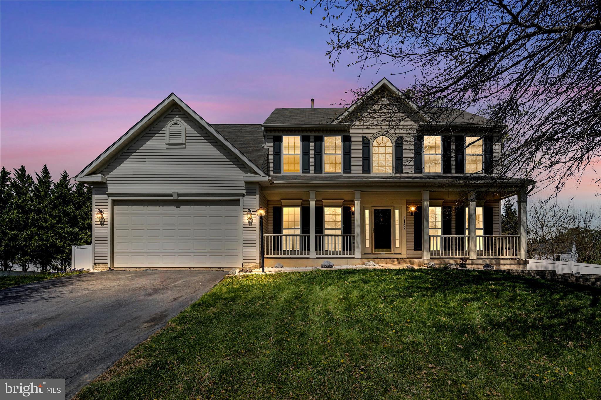 WELLINGTON TRACE - Residential