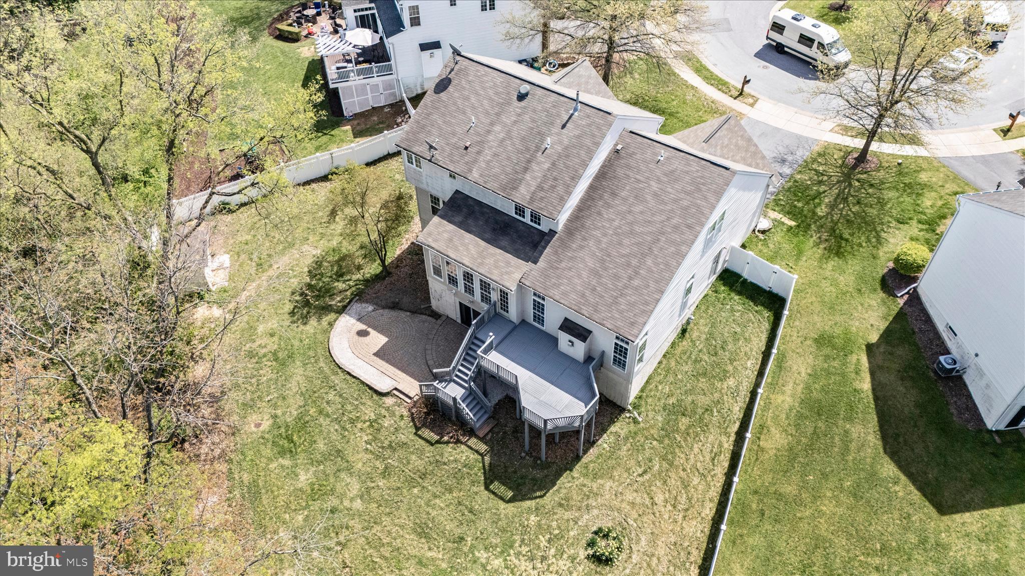 WELLINGTON TRACE - Residential