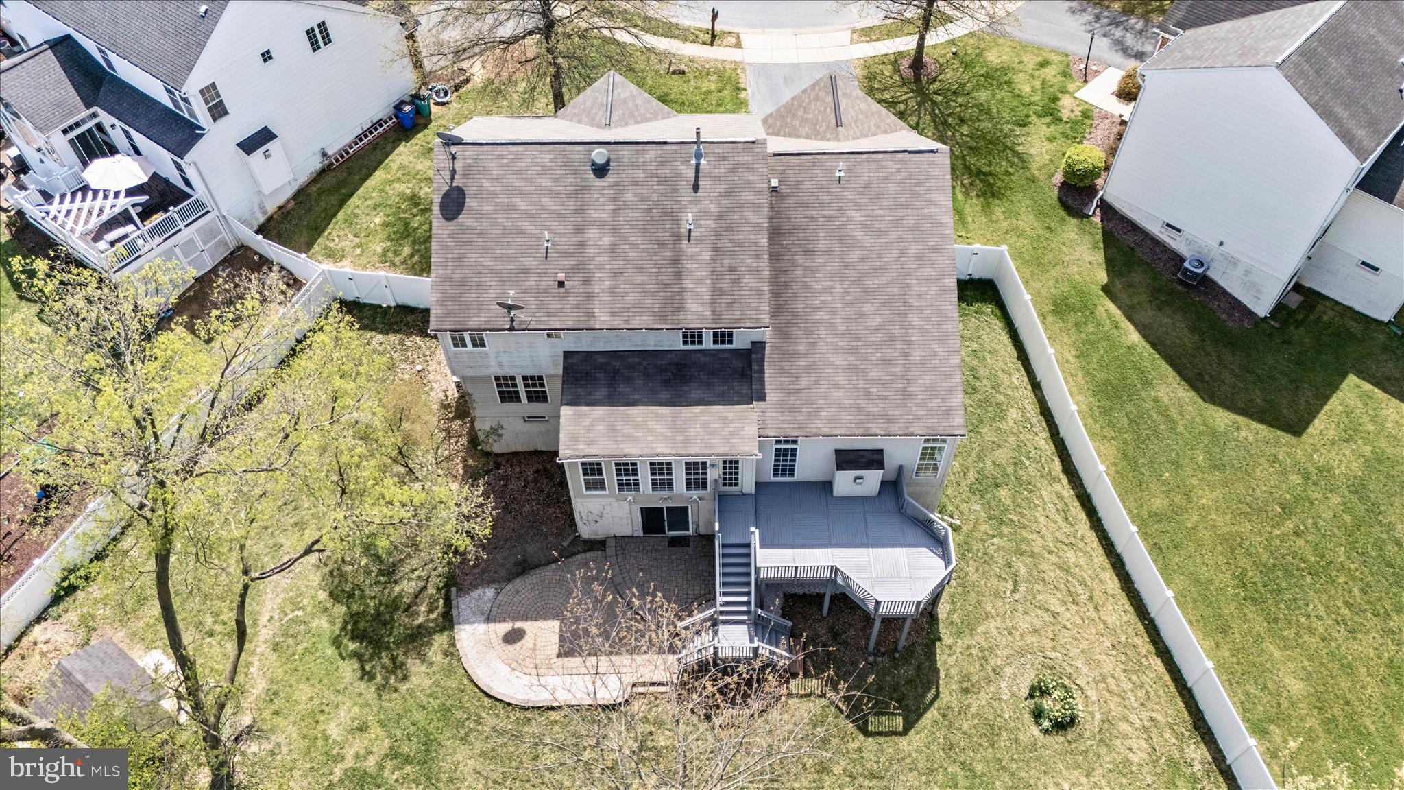 WELLINGTON TRACE - Residential