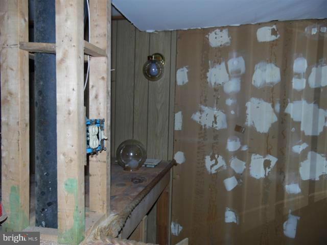 GLEN BURNIE PARK - Residential