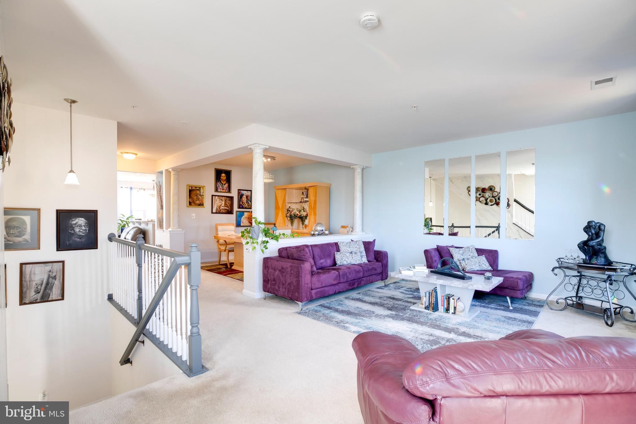 LEE SQUARE - Residential