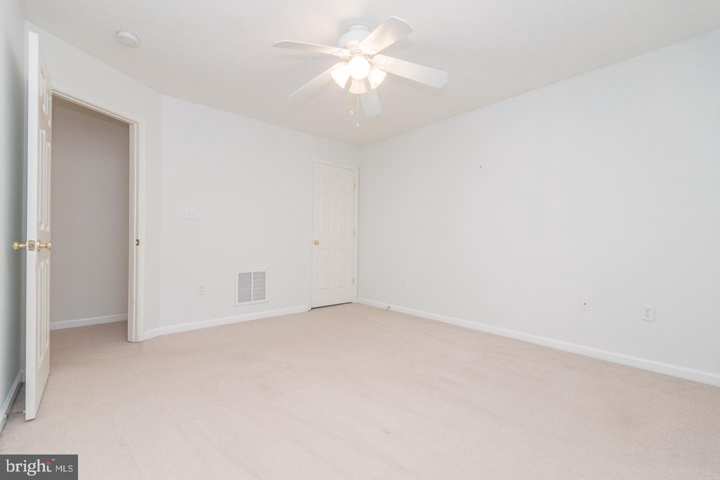 TABLER STATION MANOR - Residential