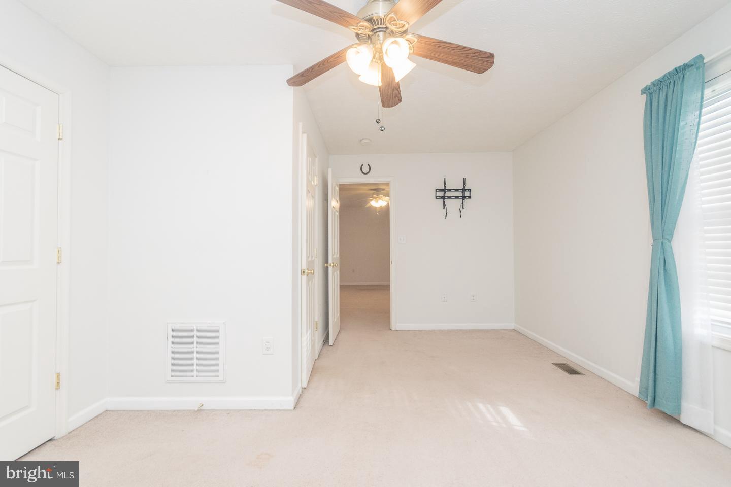 TABLER STATION MANOR - Residential