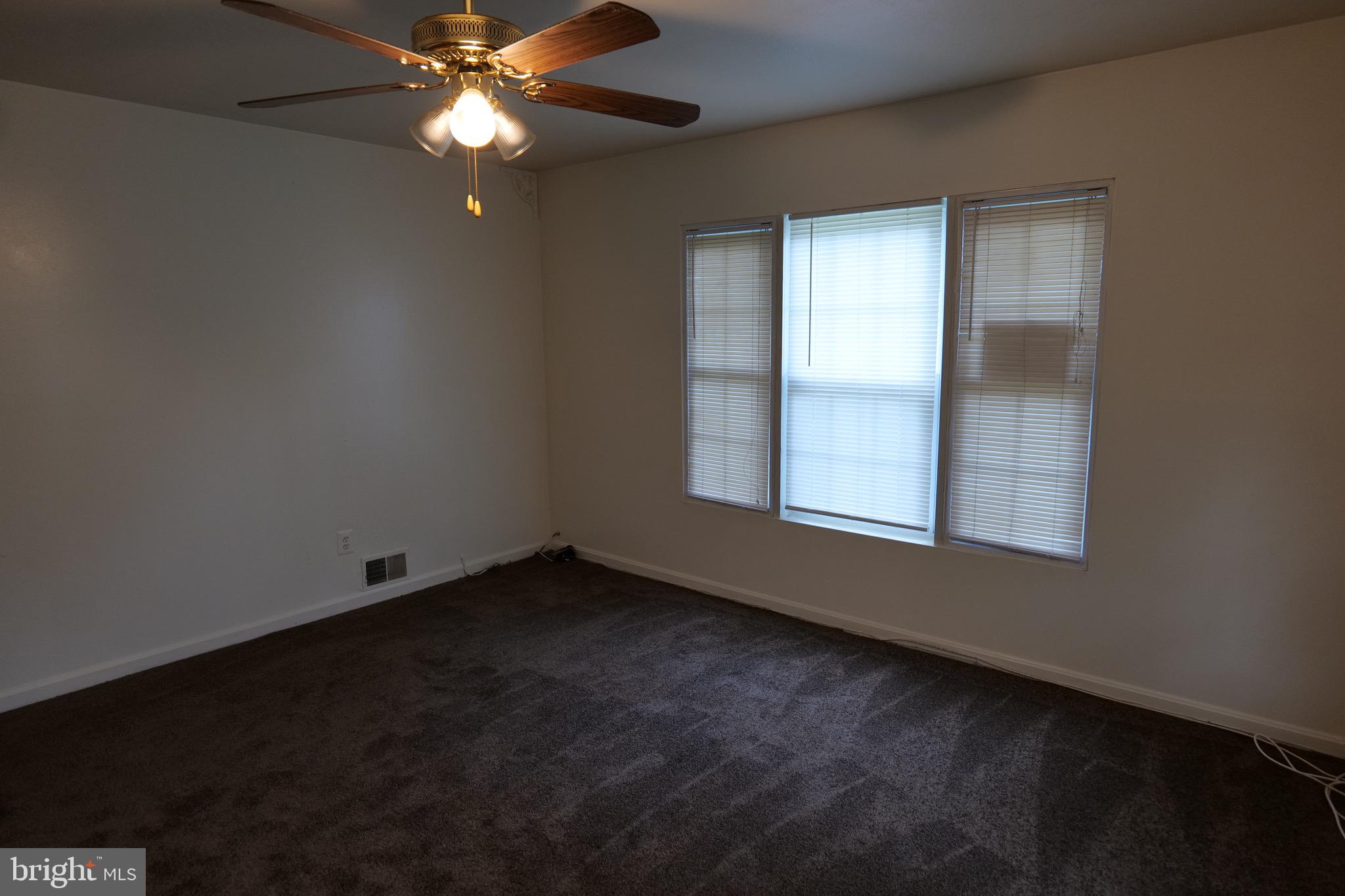 CAPITOL HEIGHTS - Residential Lease