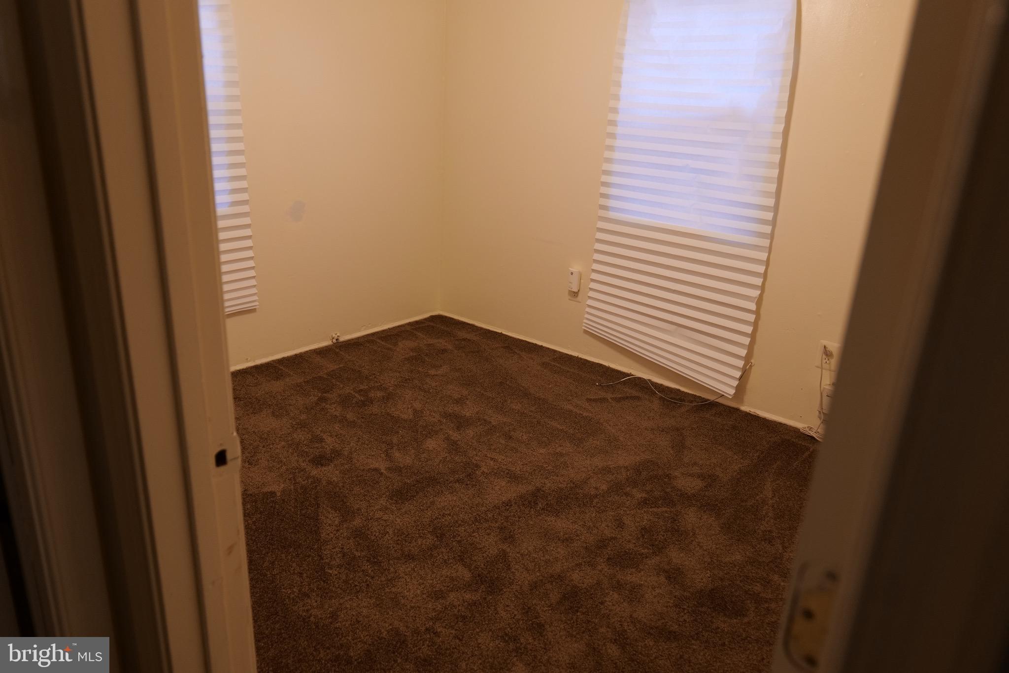 CAPITOL HEIGHTS - Residential Lease