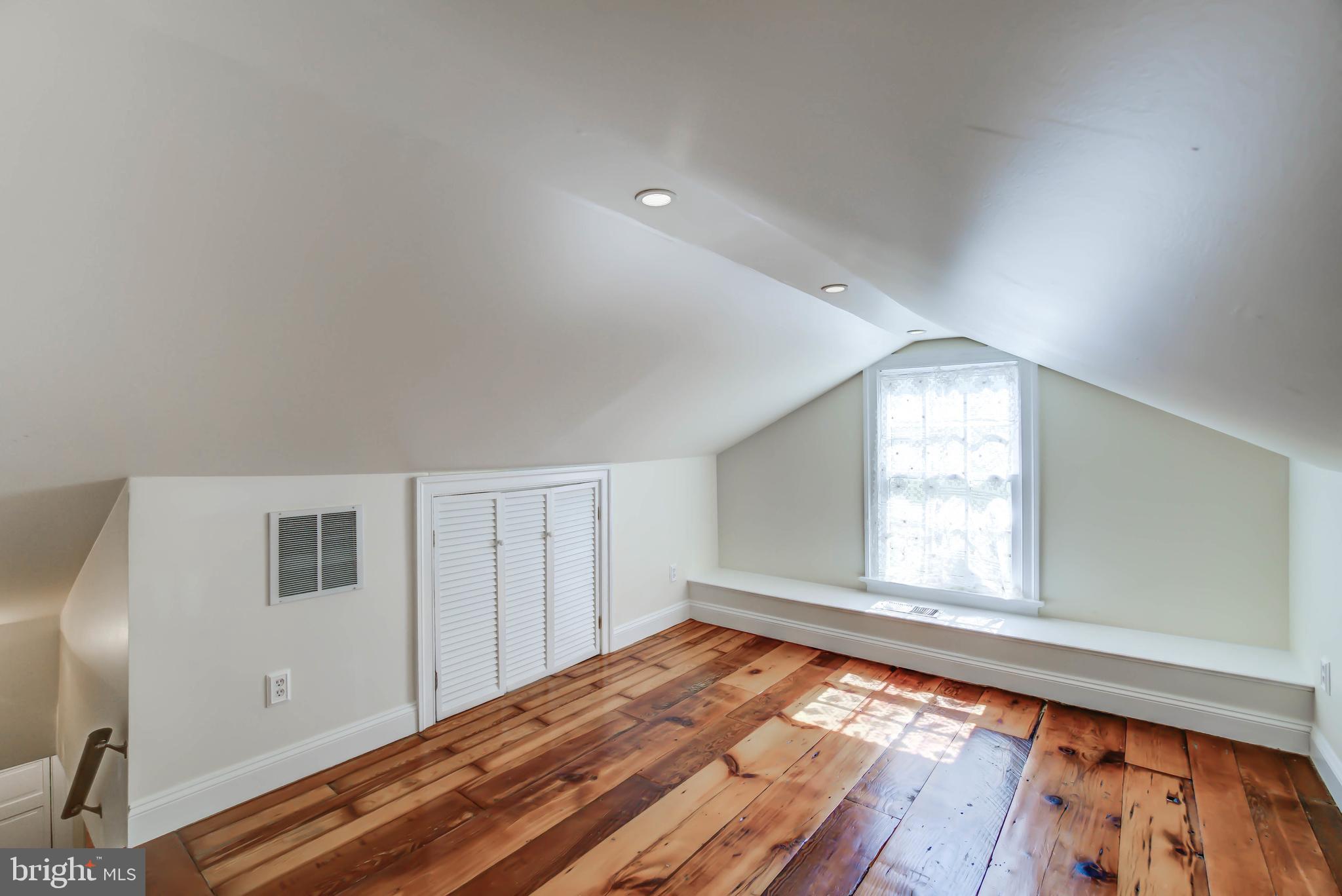 OLD TOWN - Residential