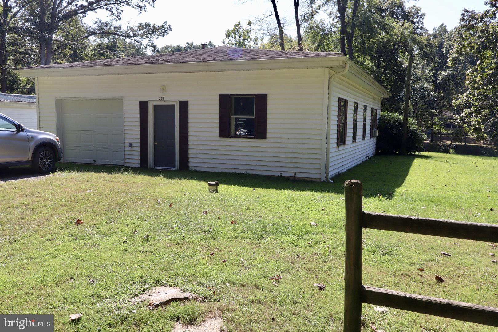 330 S HICKORY LANE
