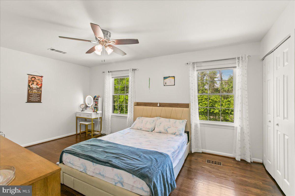 SPRINGFIELD VILLAGE - Residential