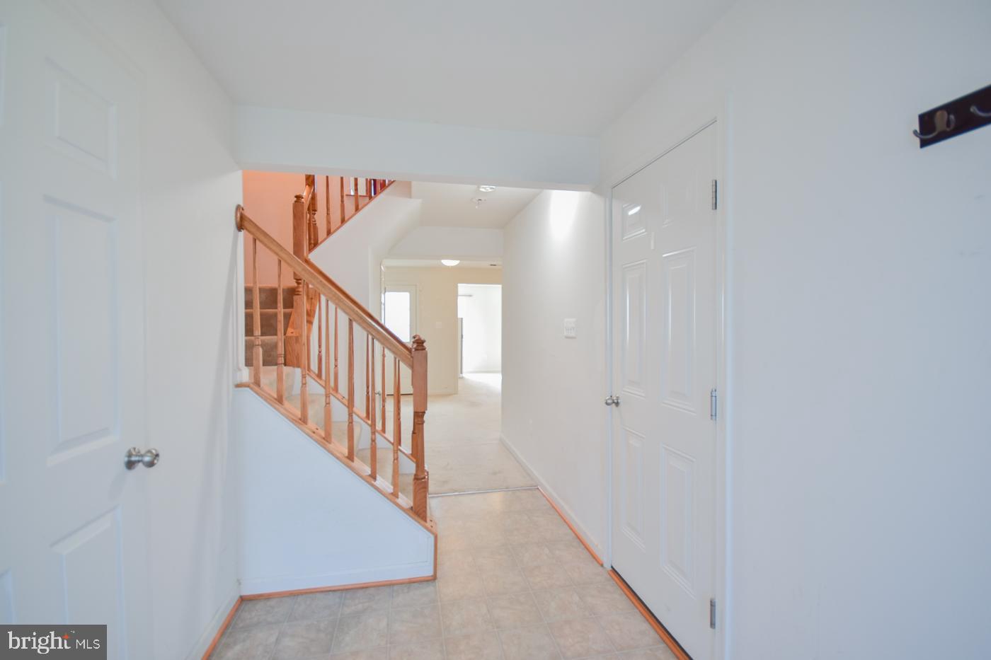 LAKELAND PLACE - Residential