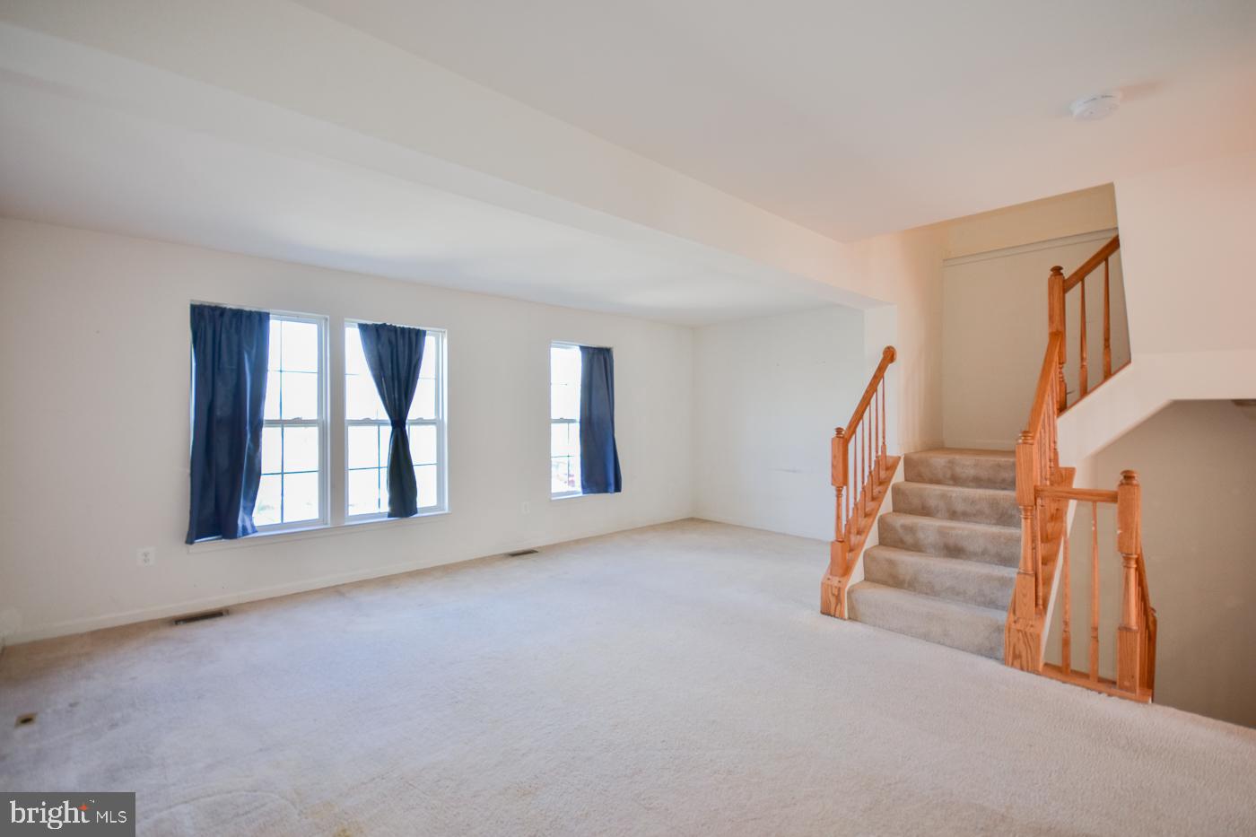 LAKELAND PLACE - Residential