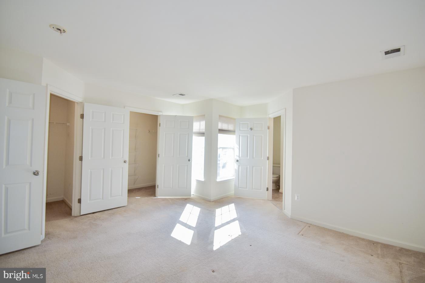 LAKELAND PLACE - Residential