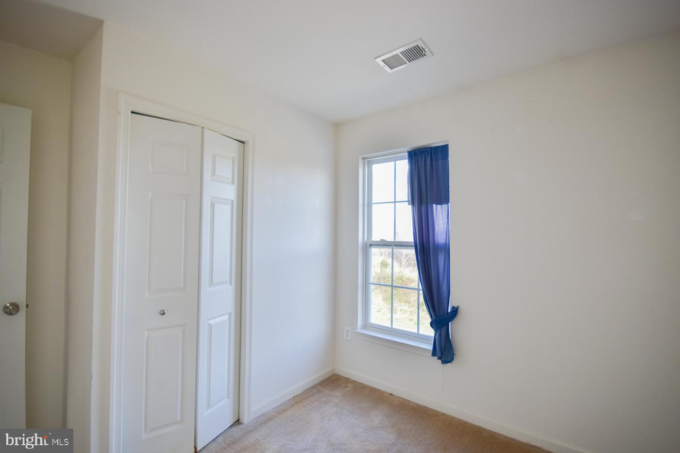 LAKELAND PLACE - Residential