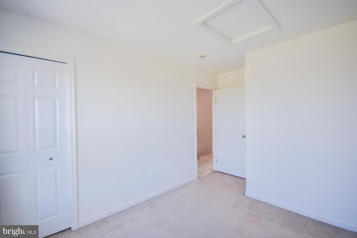 LAKELAND PLACE - Residential