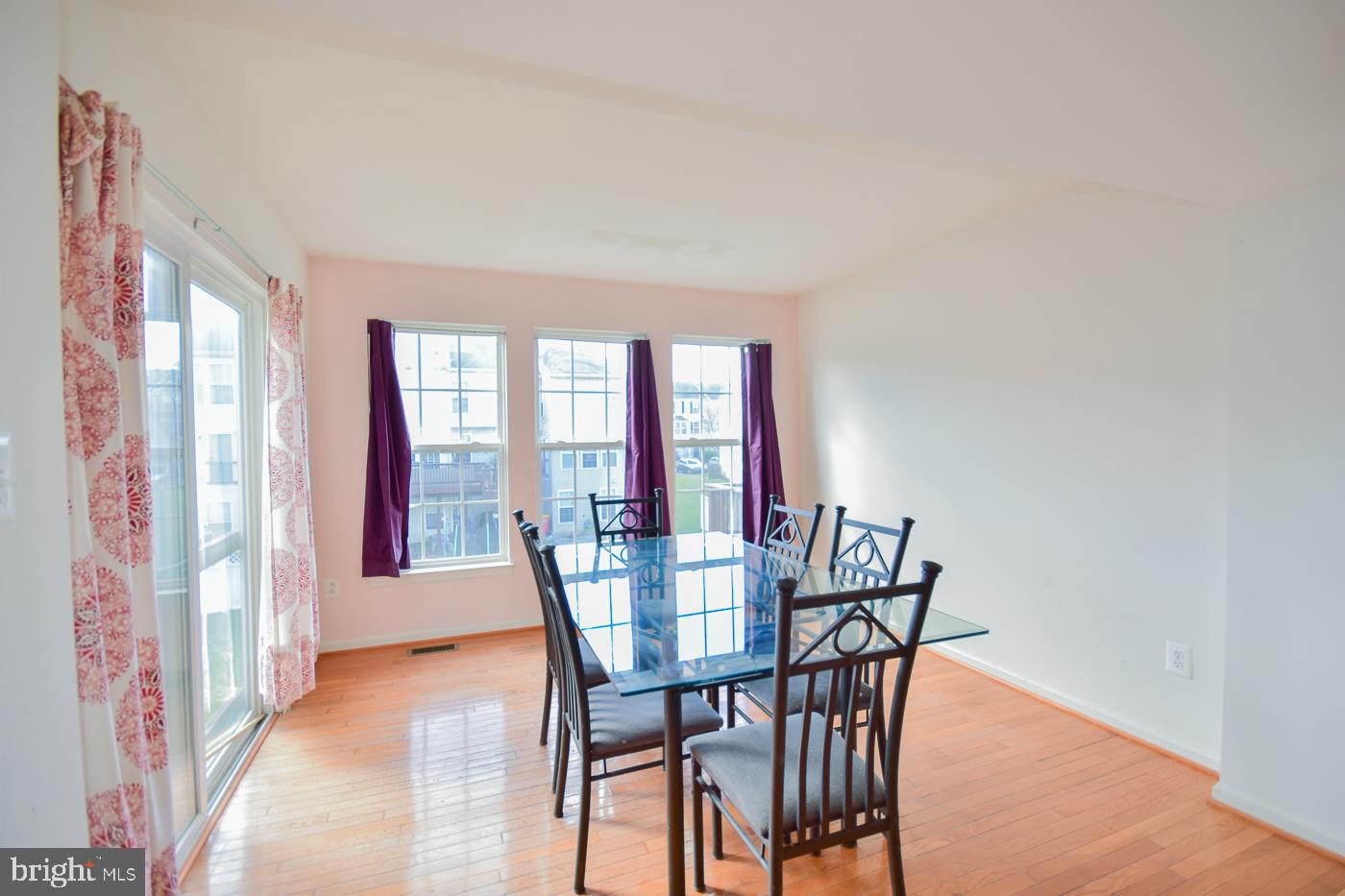 LAKELAND PLACE - Residential