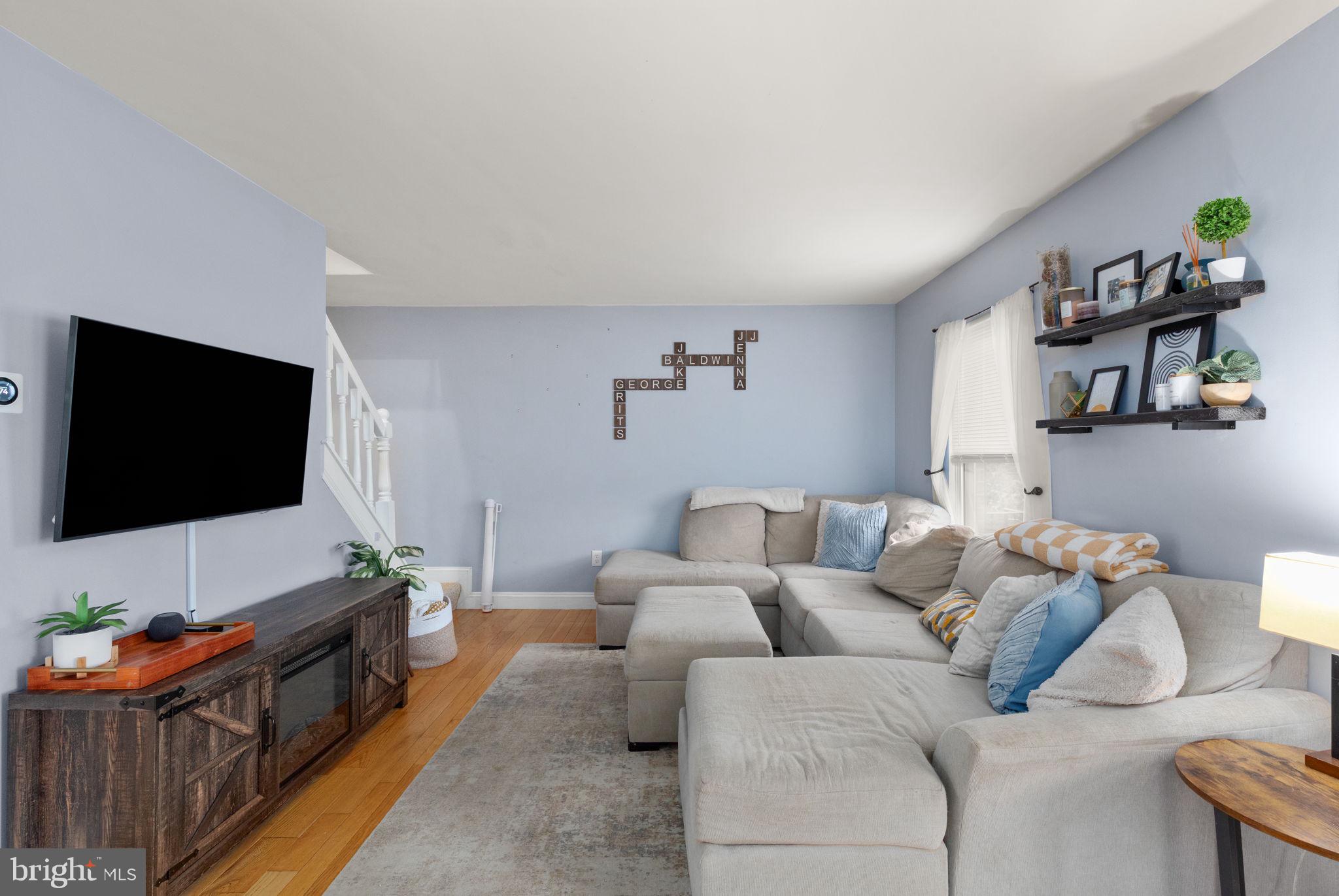 ELIZABETHS LANDING - Residential