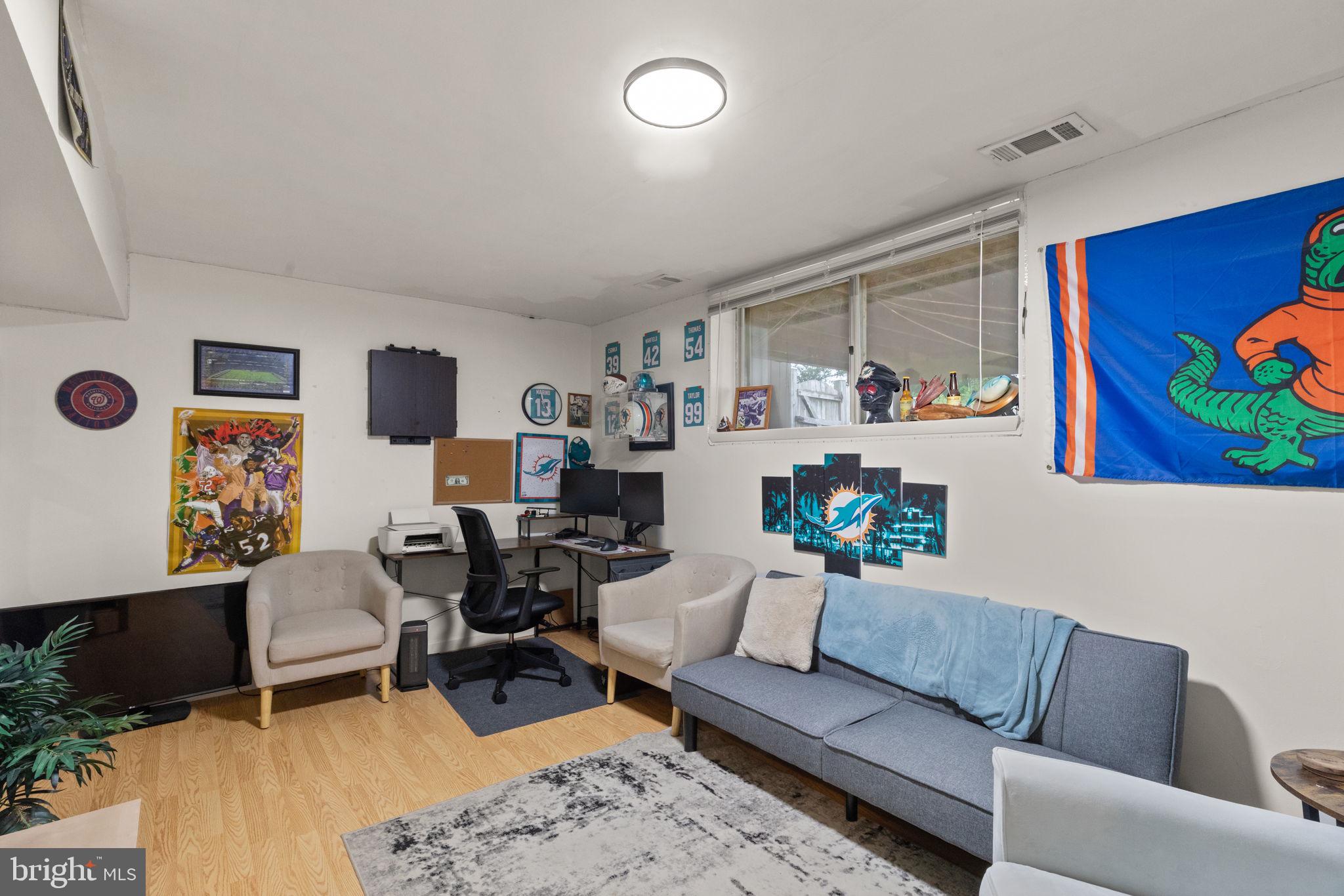 ELIZABETHS LANDING - Residential