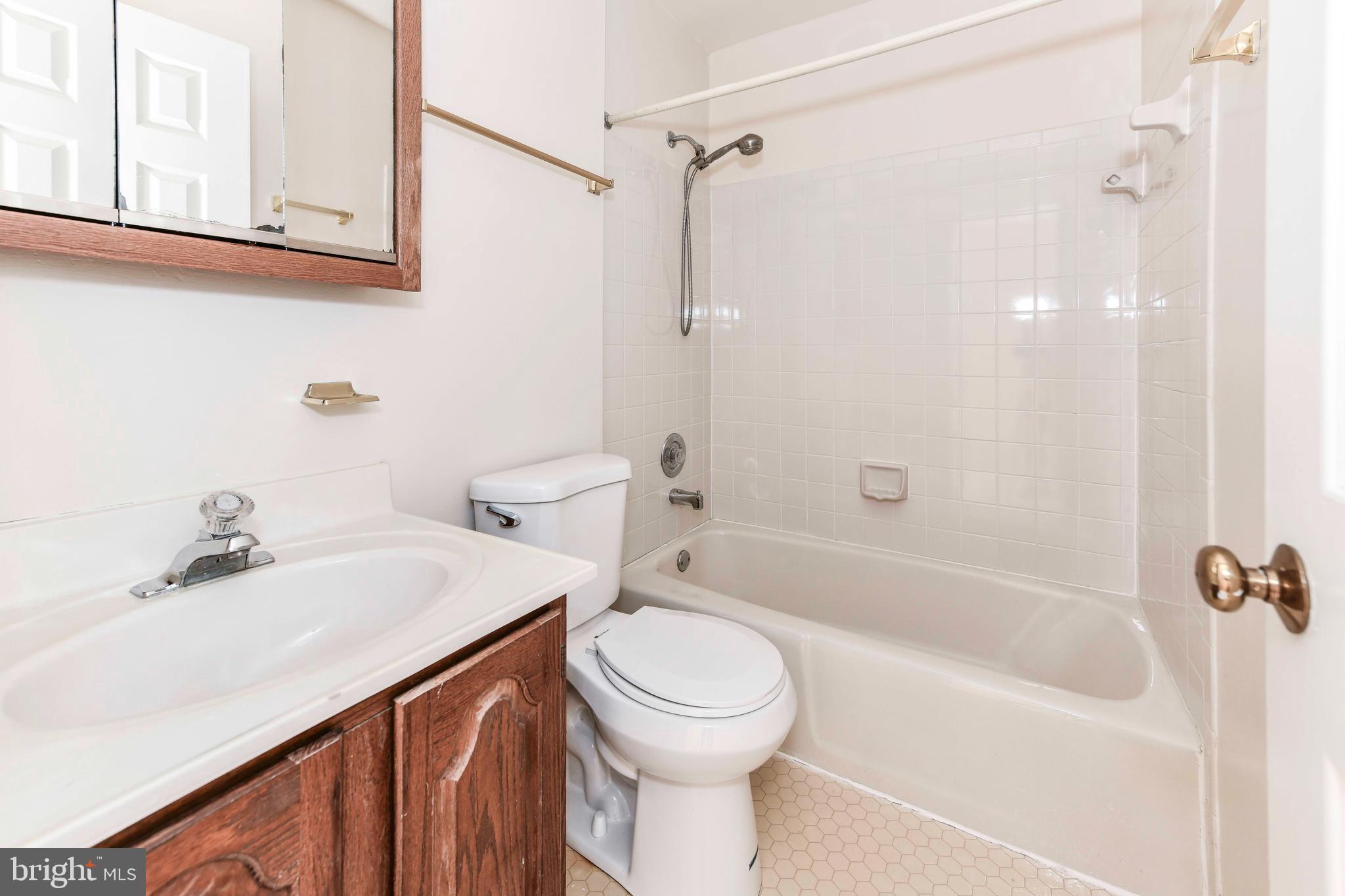 WESTRIDGE - Residential Lease