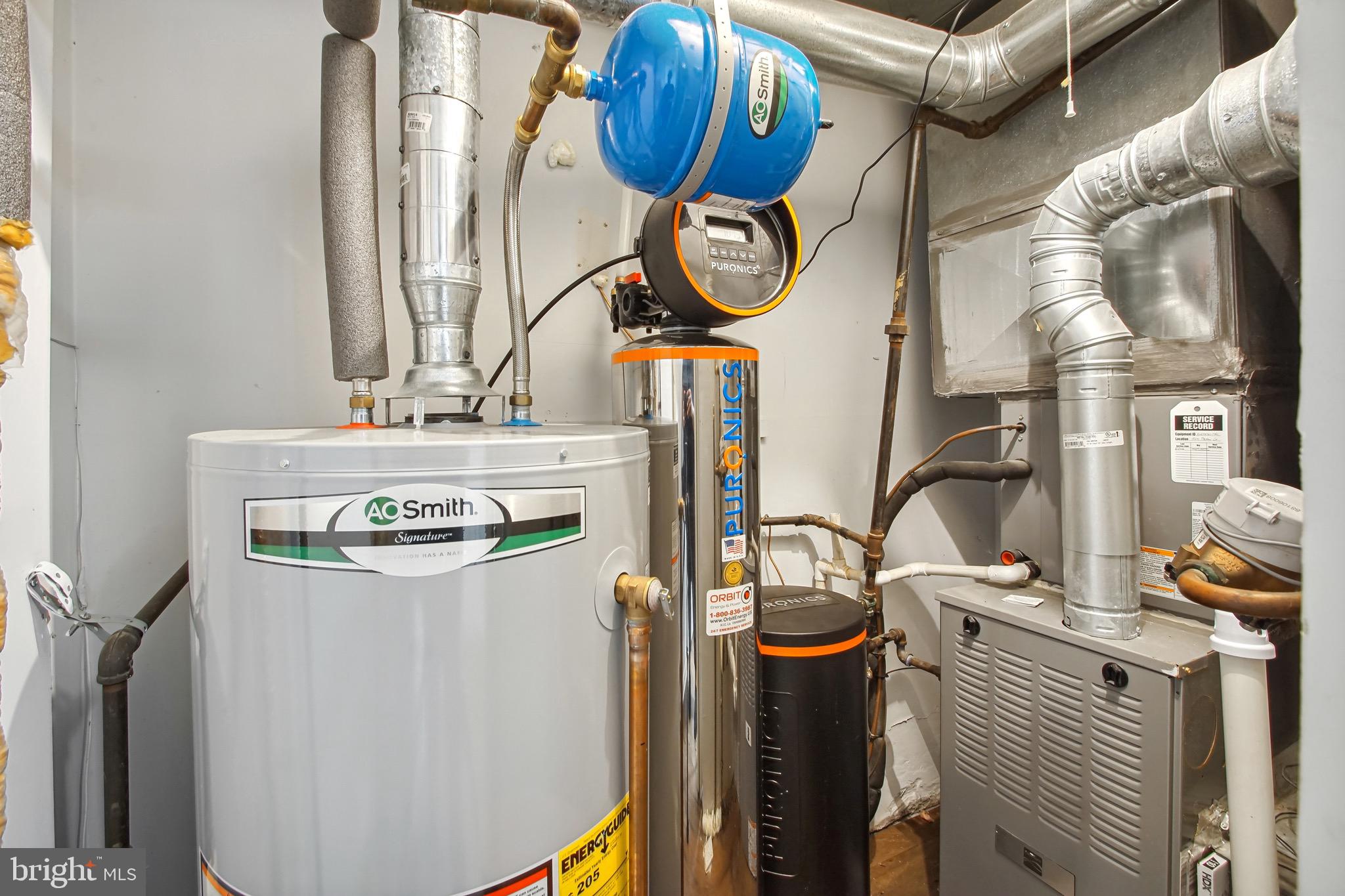 POINTER RIDGE AT COLLINGTON - Residential