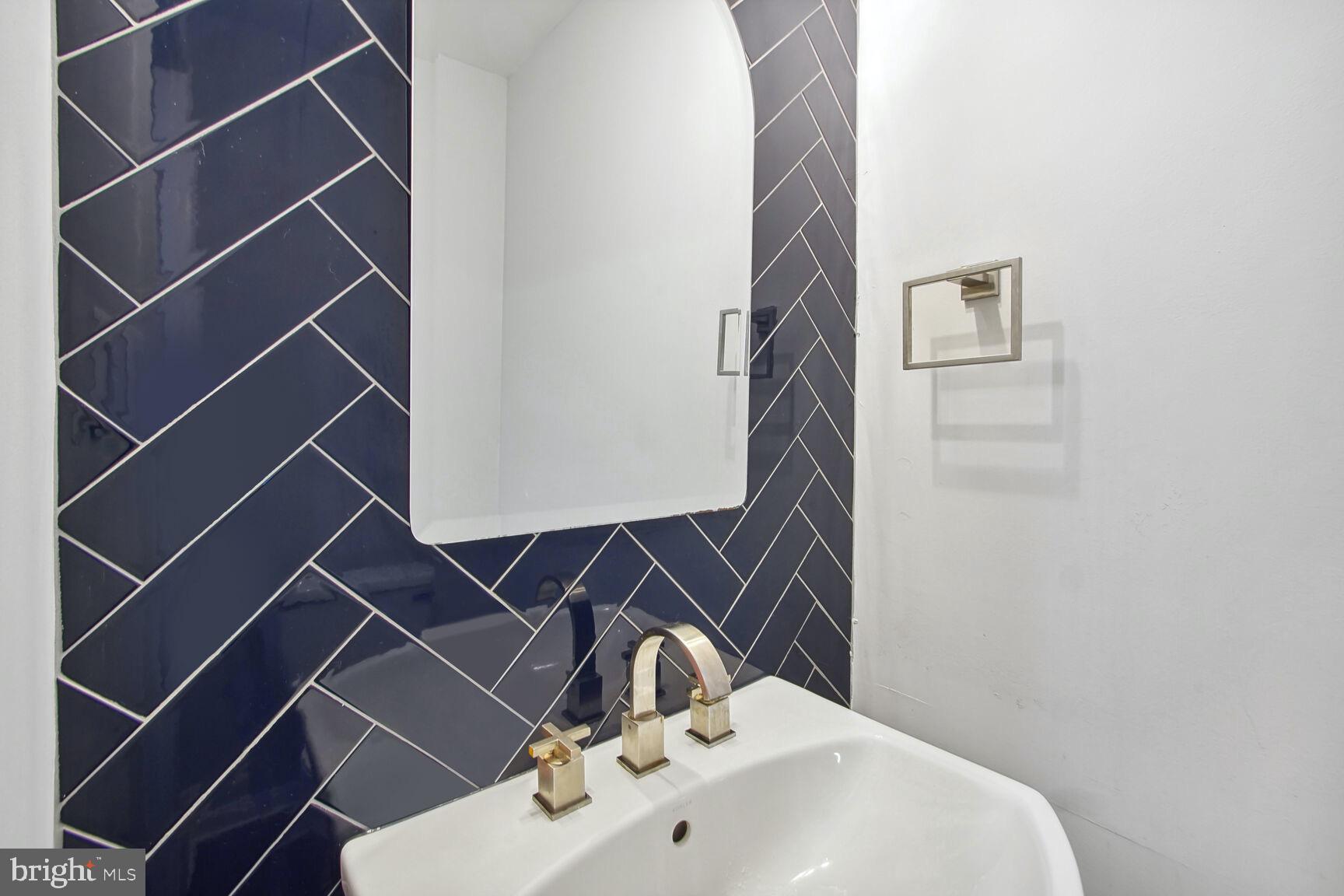 POINTER RIDGE AT COLLINGTON - Residential