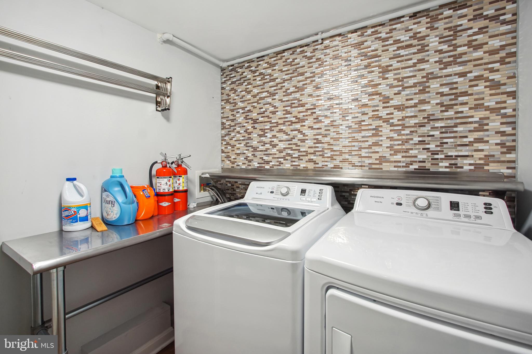 POINTER RIDGE AT COLLINGTON - Residential