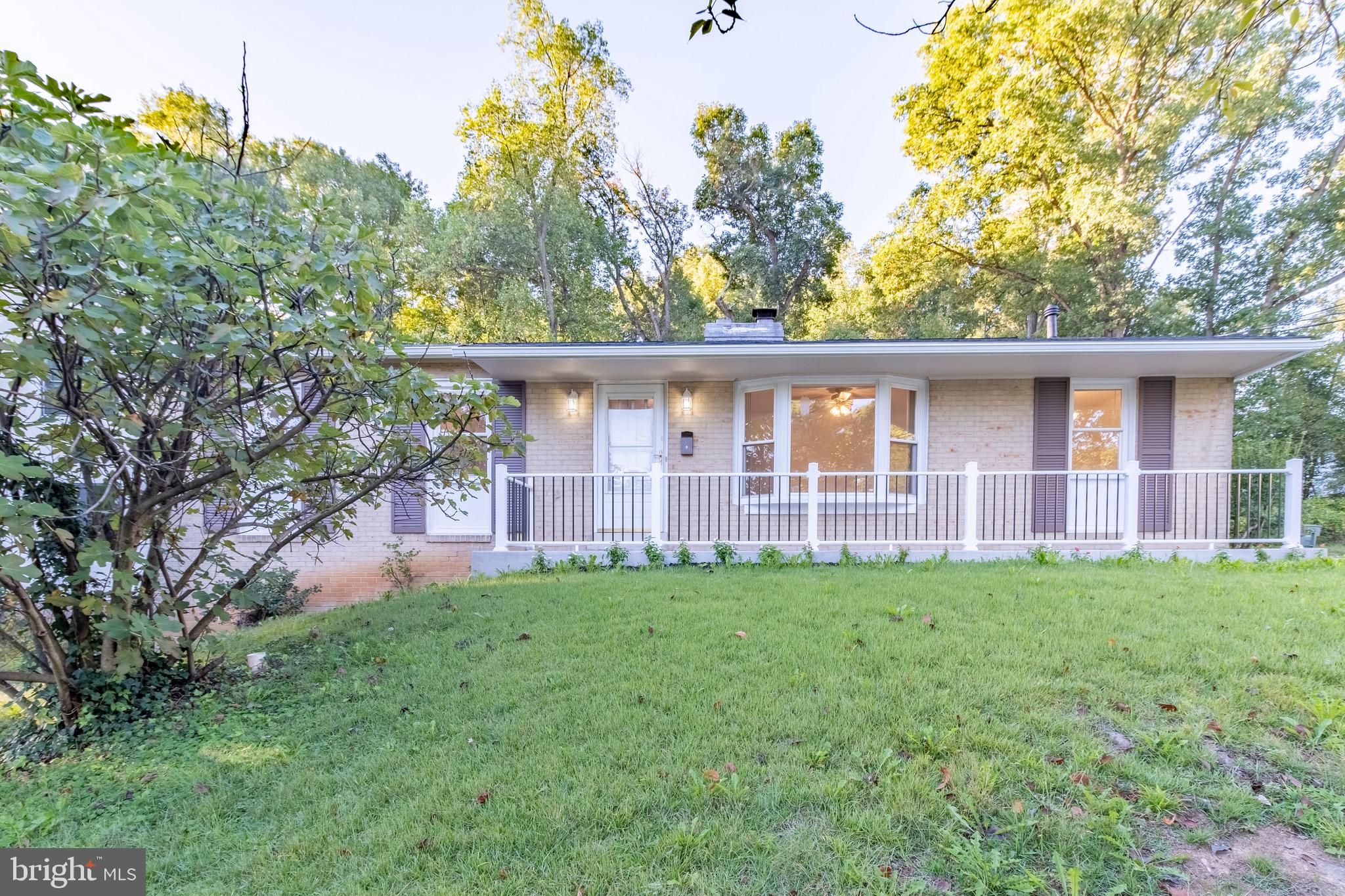 RIVERDALE GARDENS - Residential Lease