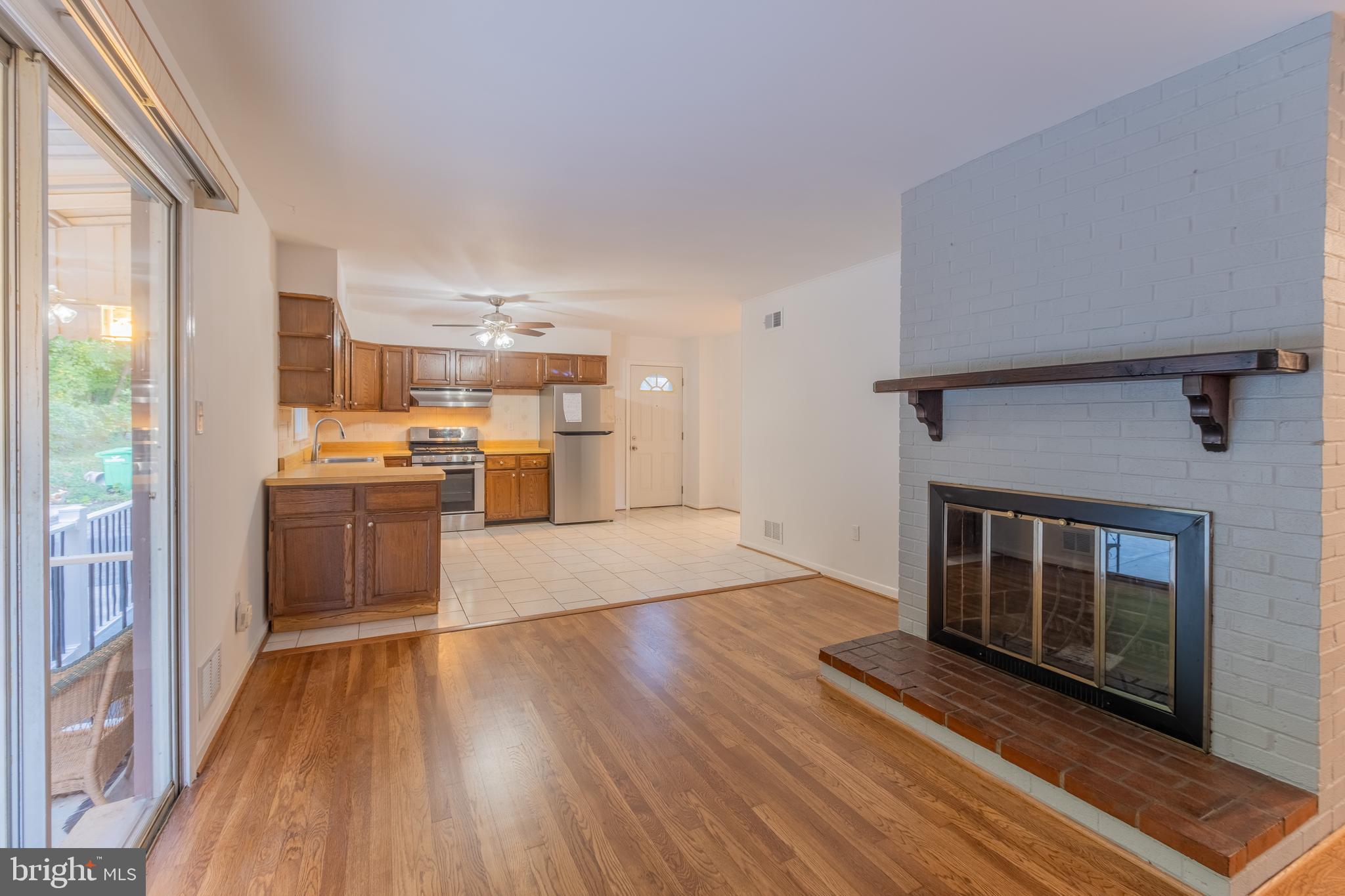 RIVERDALE GARDENS - Residential Lease