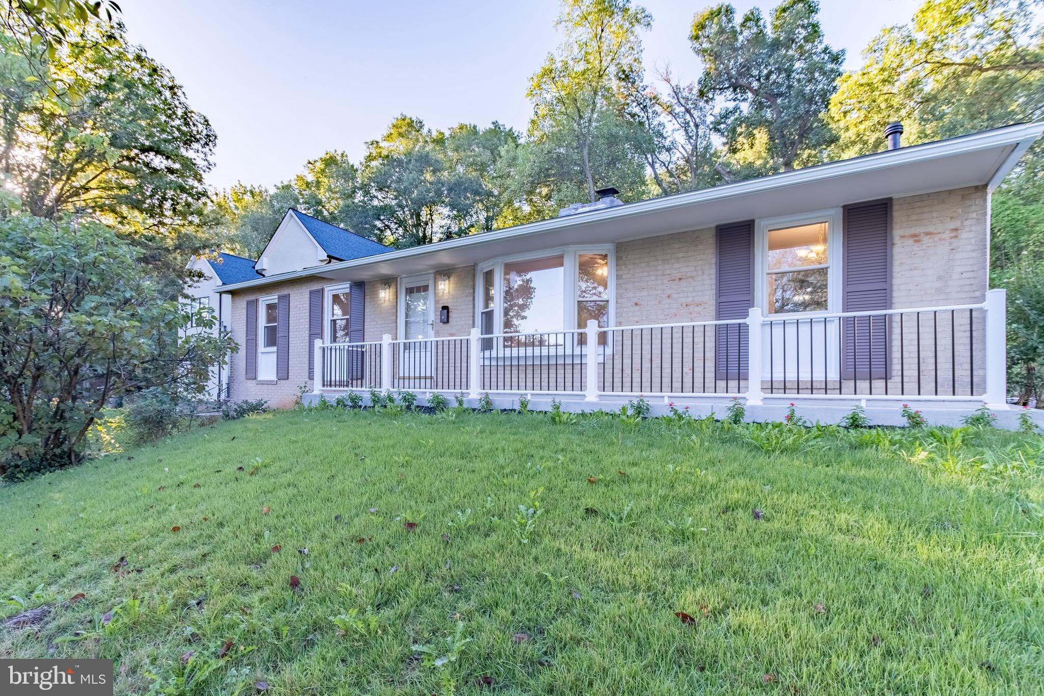 RIVERDALE GARDENS - Residential Lease