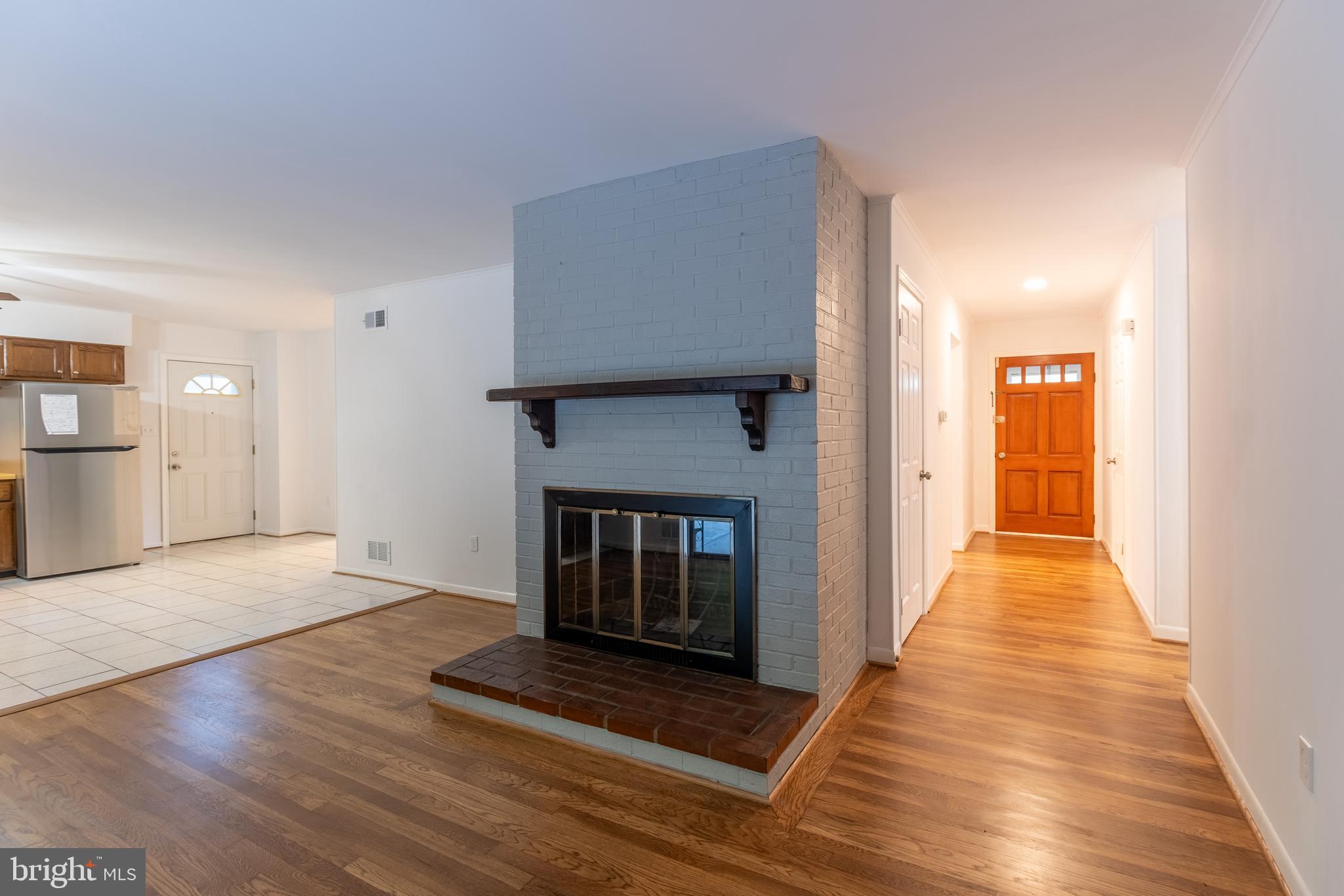 RIVERDALE GARDENS - Residential Lease