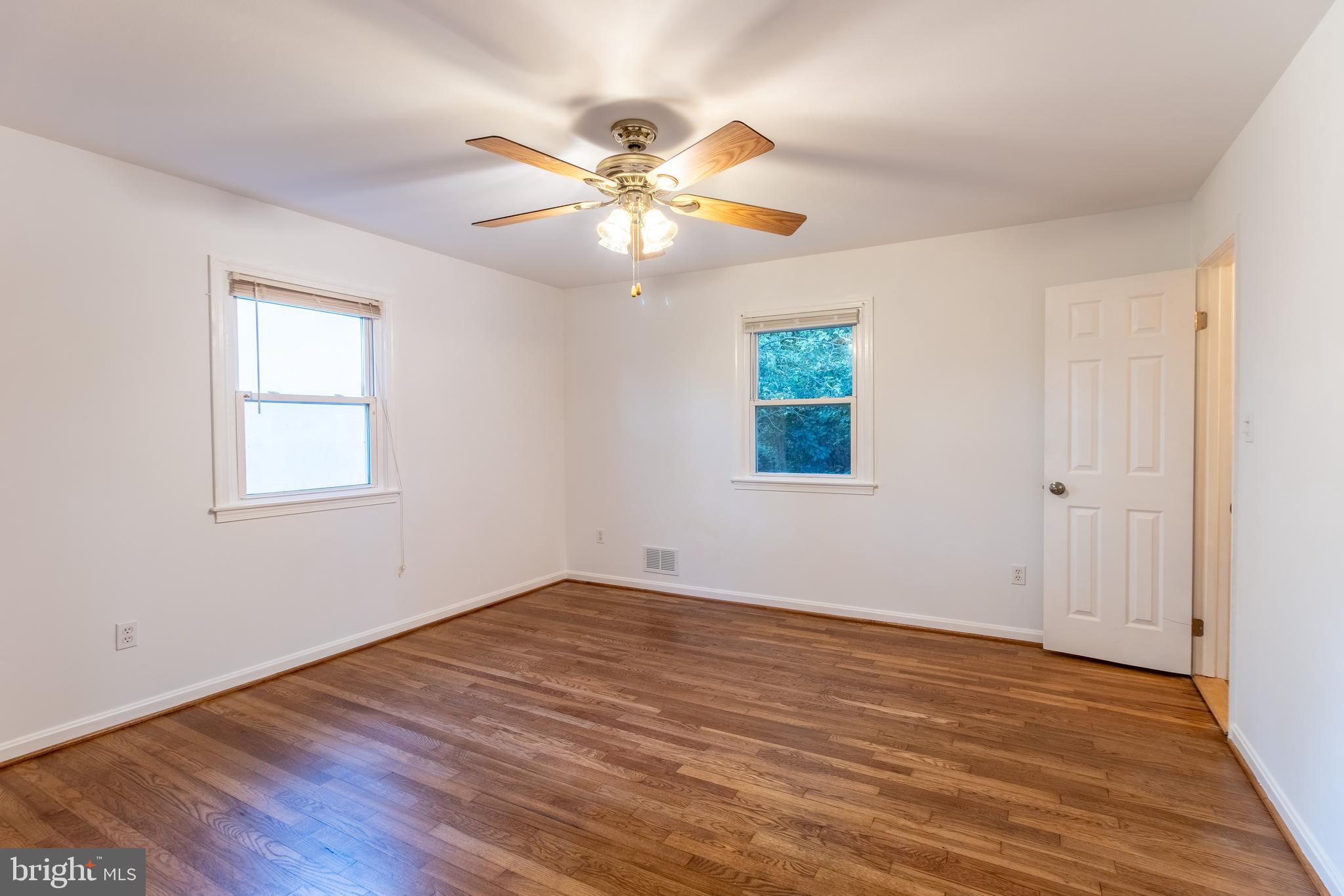 RIVERDALE GARDENS - Residential Lease