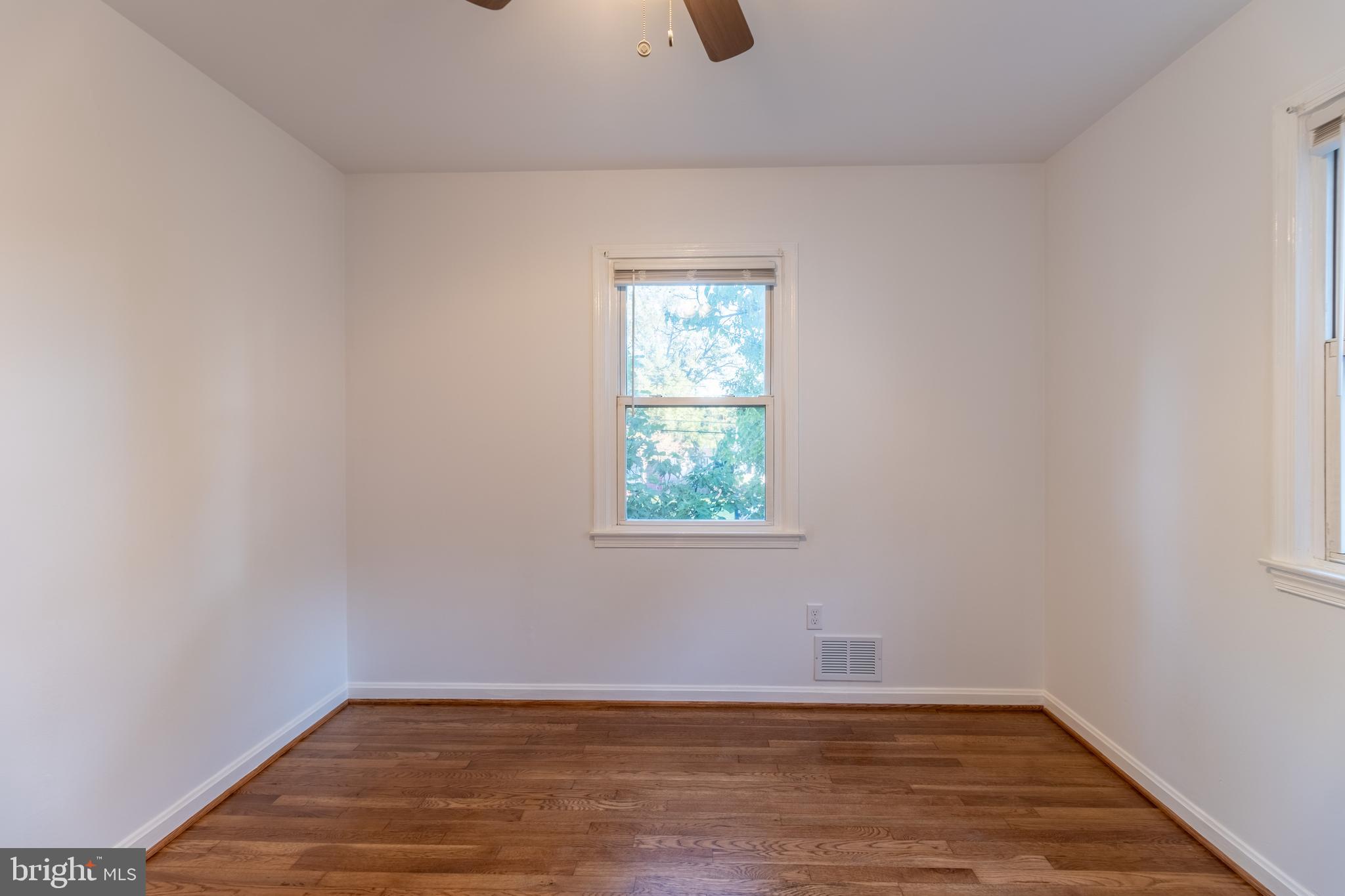 RIVERDALE GARDENS - Residential Lease