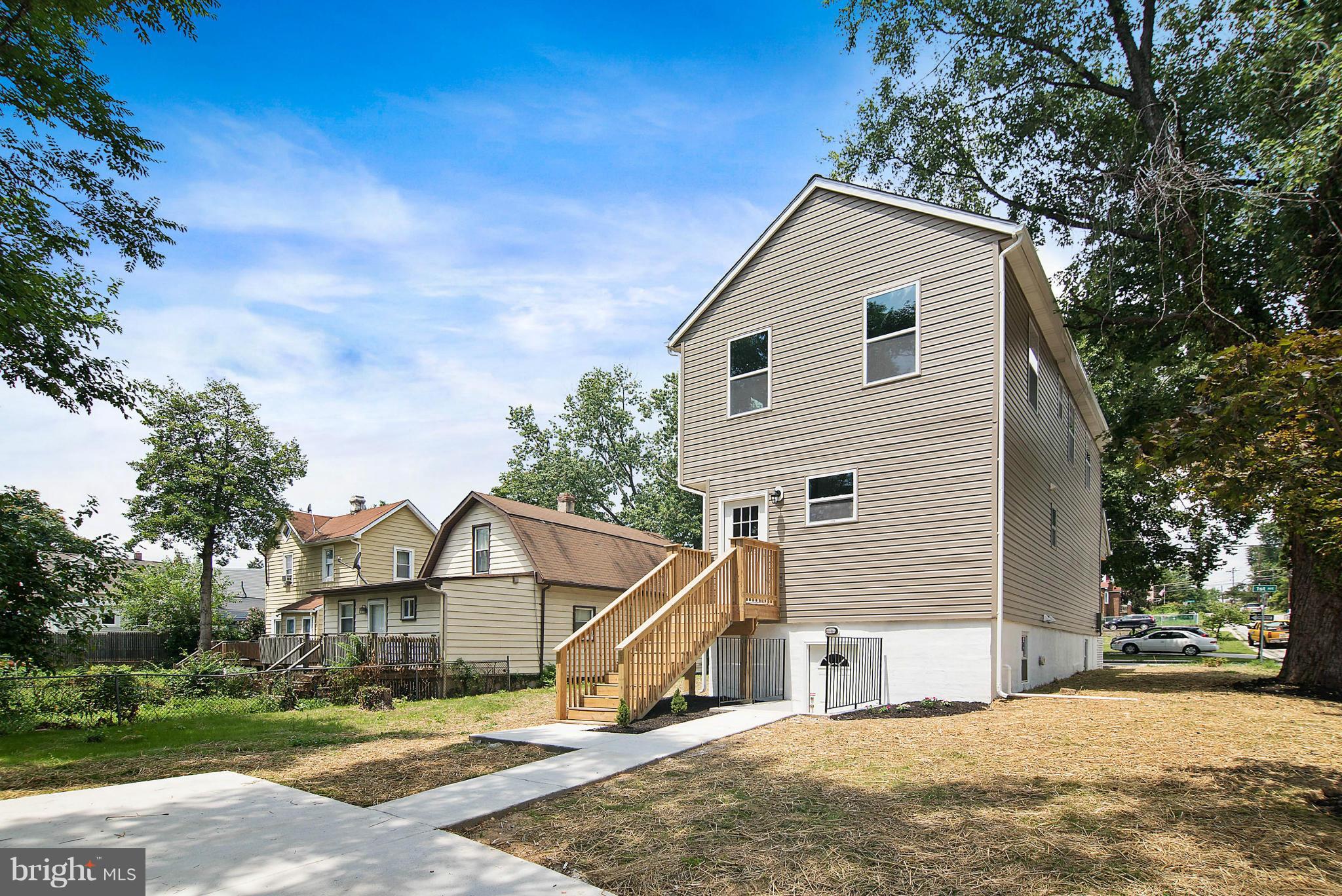 LANDSDOWNE - Residential