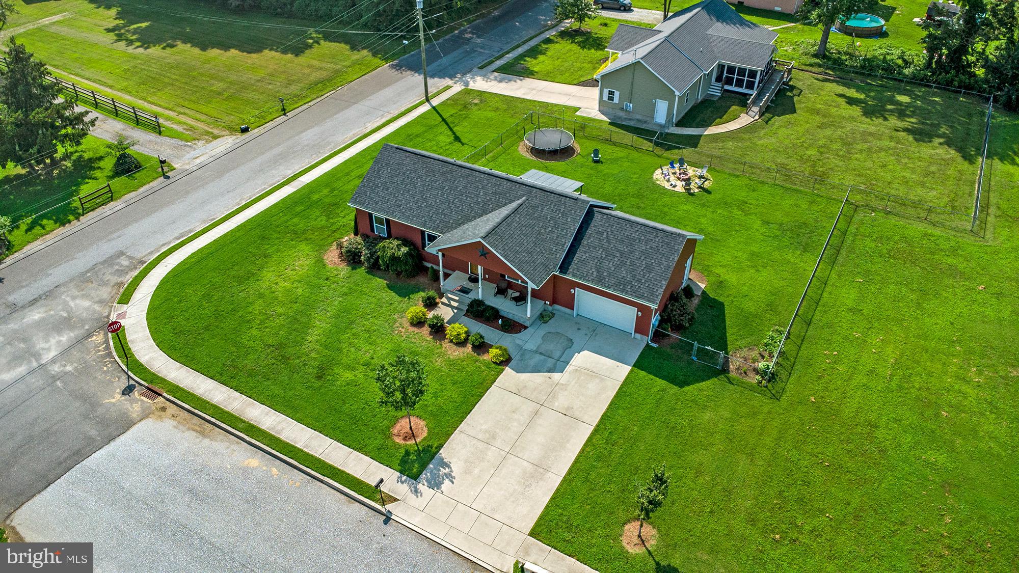 1 KIDD COURT